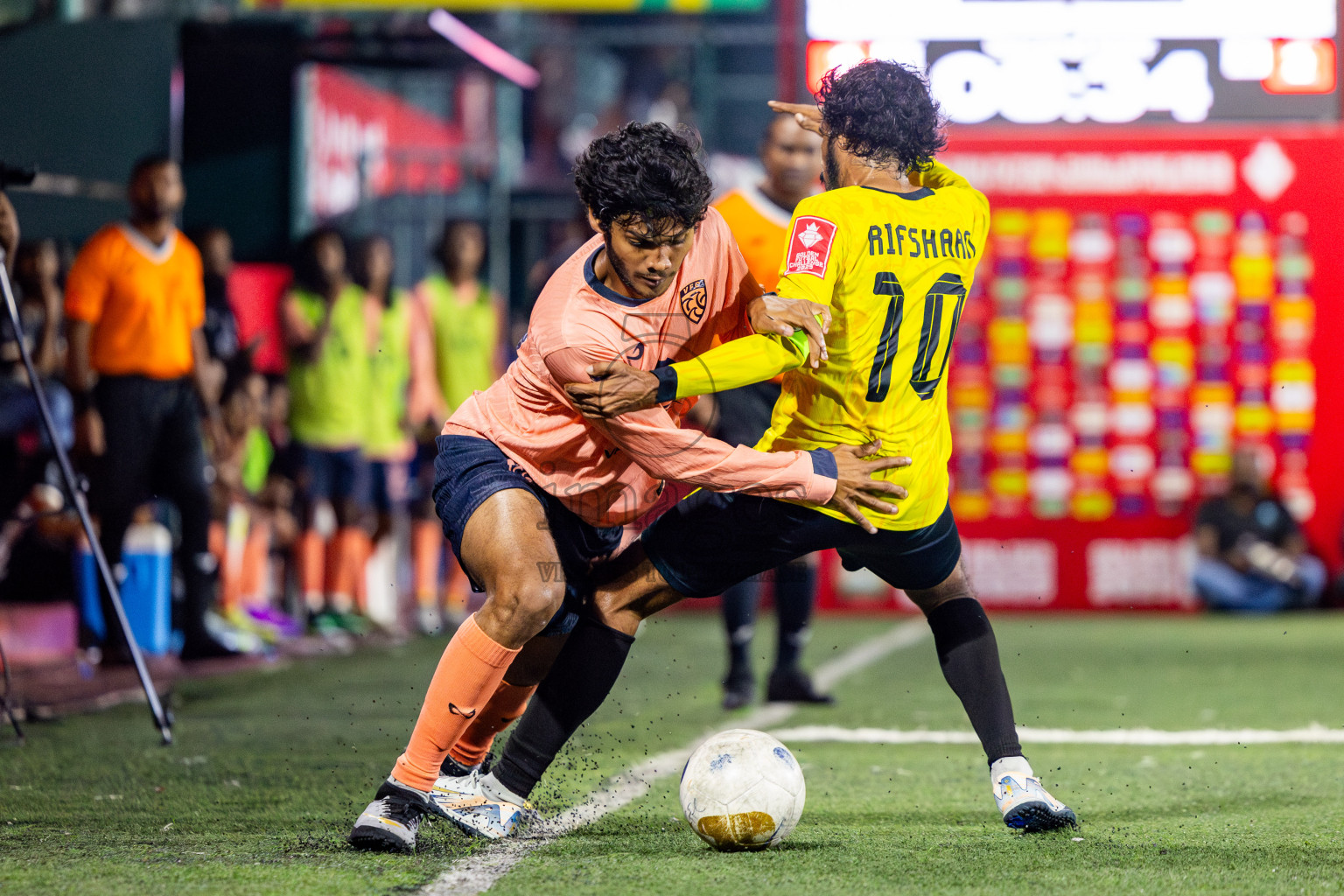 GDh Vaadhoo vs GDh Gadhdhoo in Gaafu Dhaal Atoll Final in Day 24 of Golden Futsal Challenge 2025 was held on Tuesday , 28th January 2025, in Hulhumale', Maldives. Photos: Nausham Waheed / images.mv