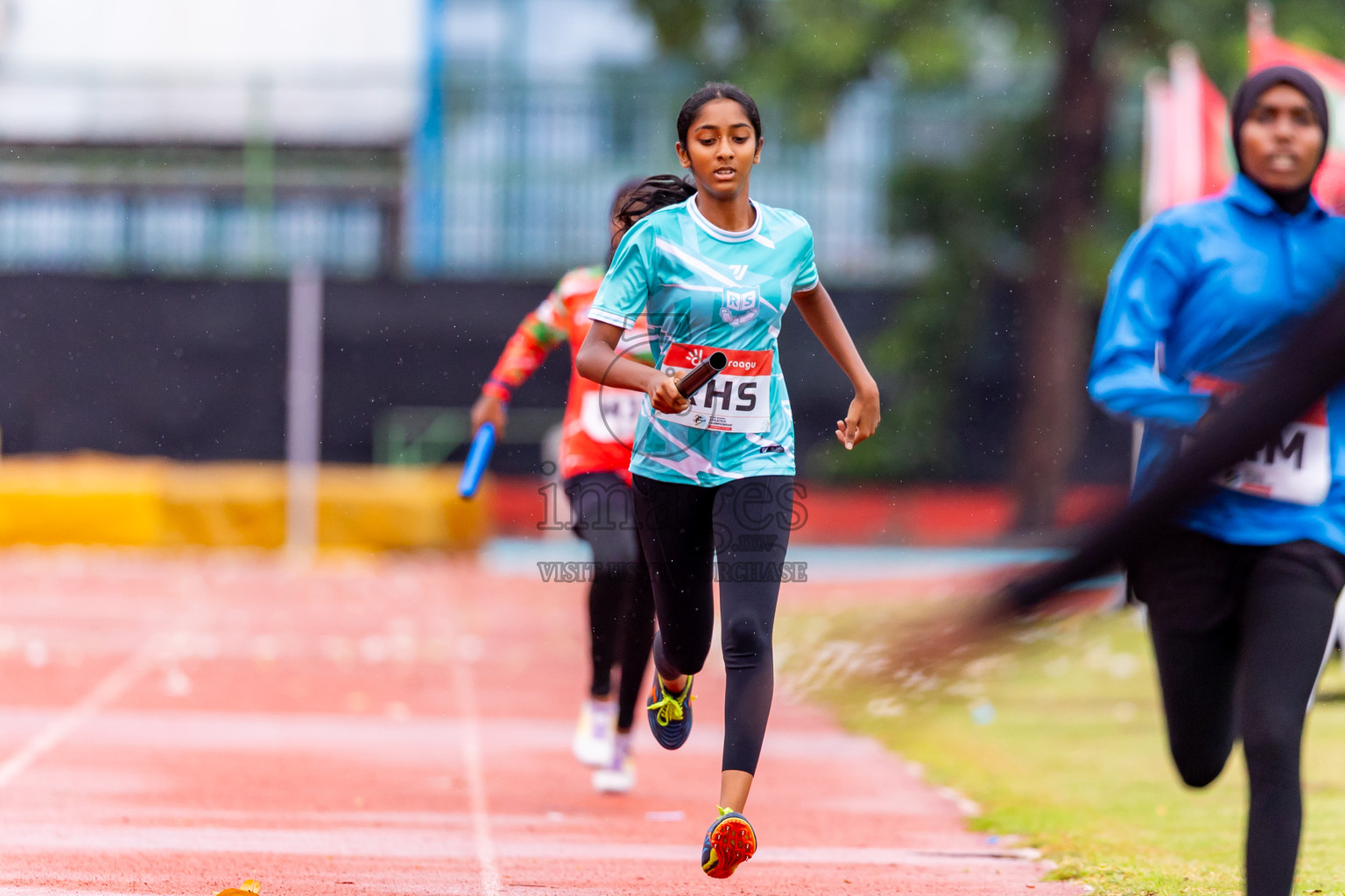 Day 6 of Inter-school Athletics Championship 2025 held in Ekuveni Synthetic Track, Male', Maldives on Sunday, 12th October 2025. Photos by: Nausham Waheed / Images.mv