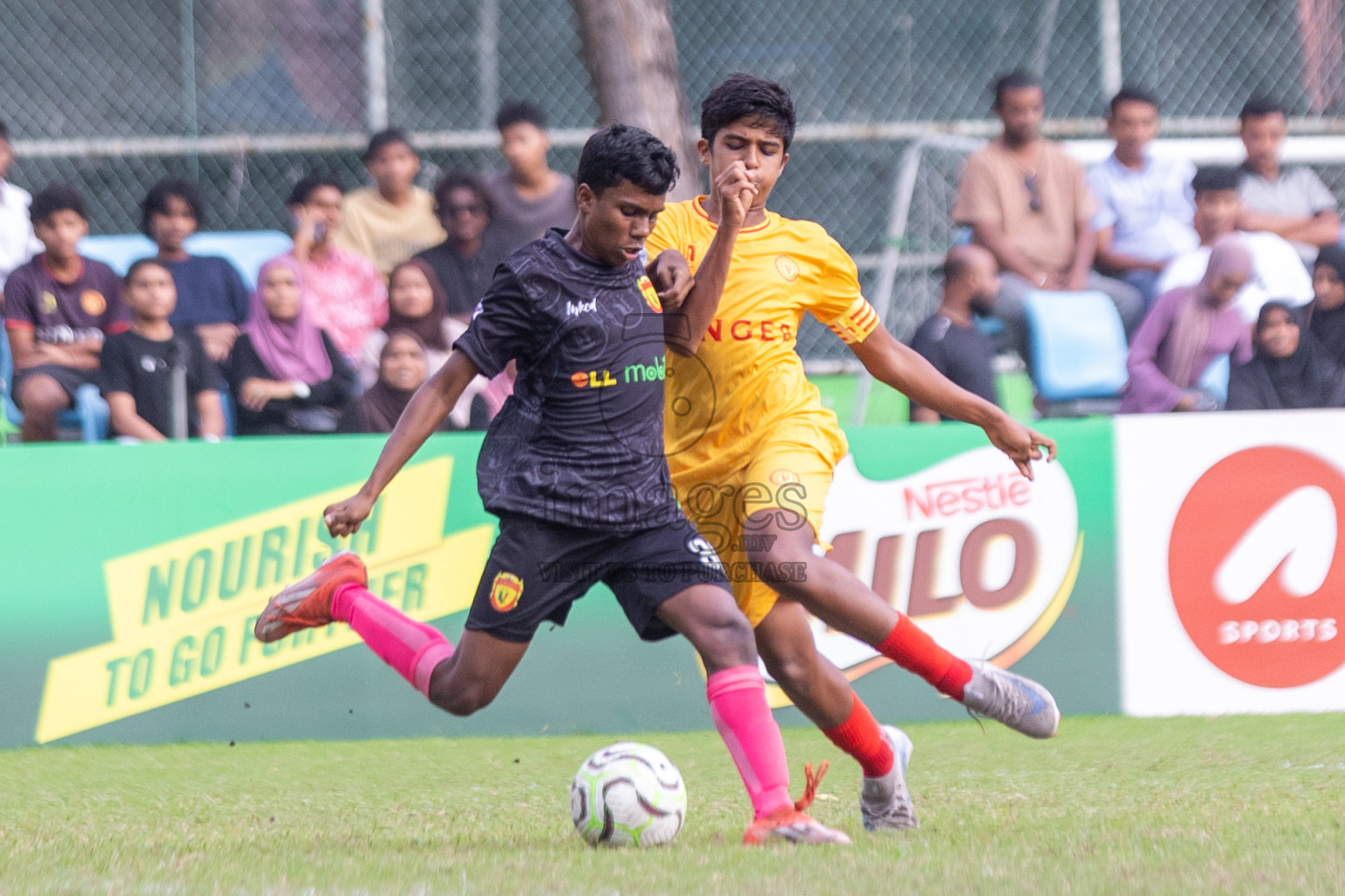 United Victory vs Victory Sports Club  (U14) in Day 5 of Dhivehi Youth League 2024 held at Henveiru Stadium on Friday 29th November 2024. Photos: Shuu Abdul Sattar/ Images.mv