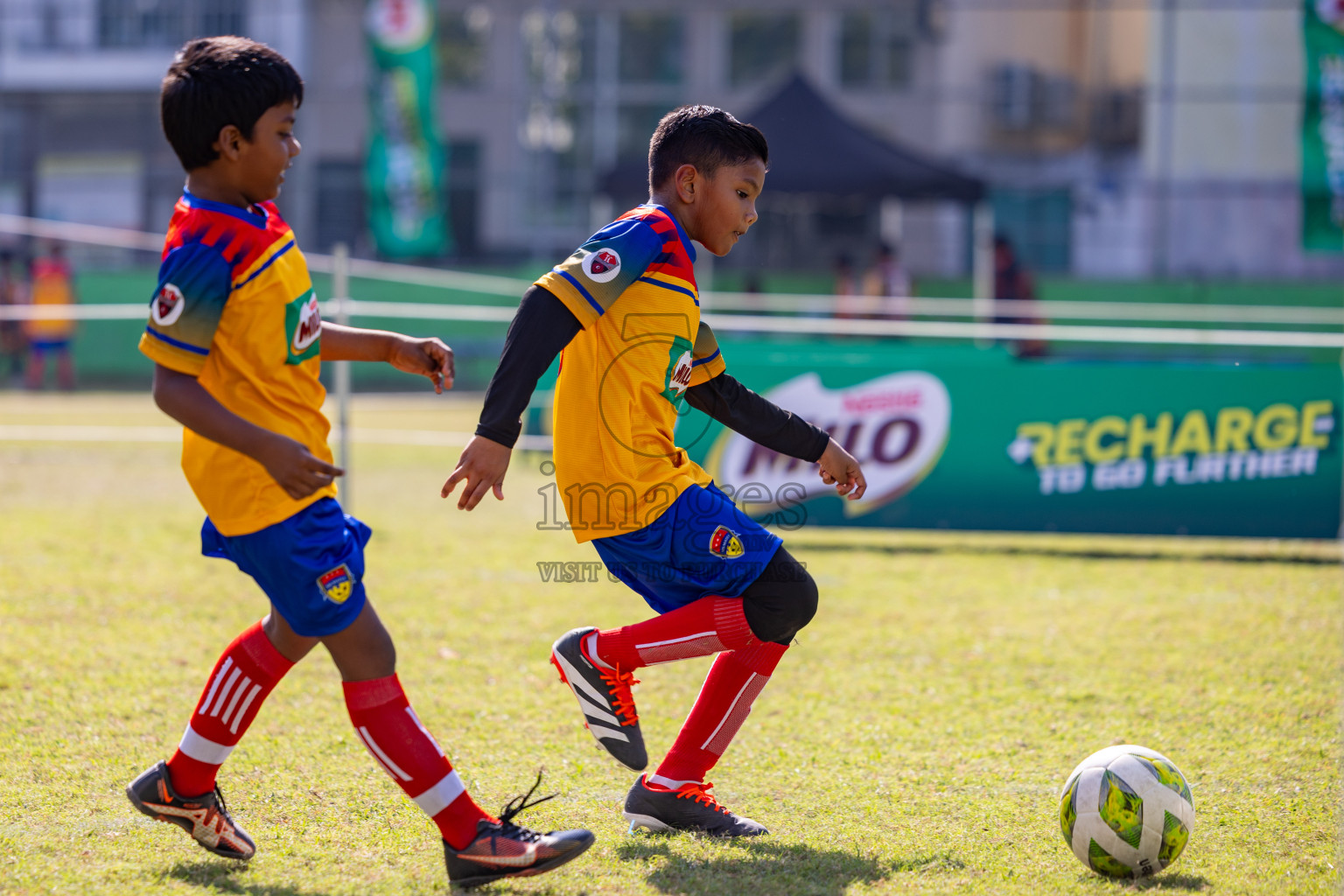 Day 2 of MILO Academy Championship 2025 was held on Friday, 14th February 2025 in Henveiru Stadium. 
Photos: Hassan Simah / Images.mv