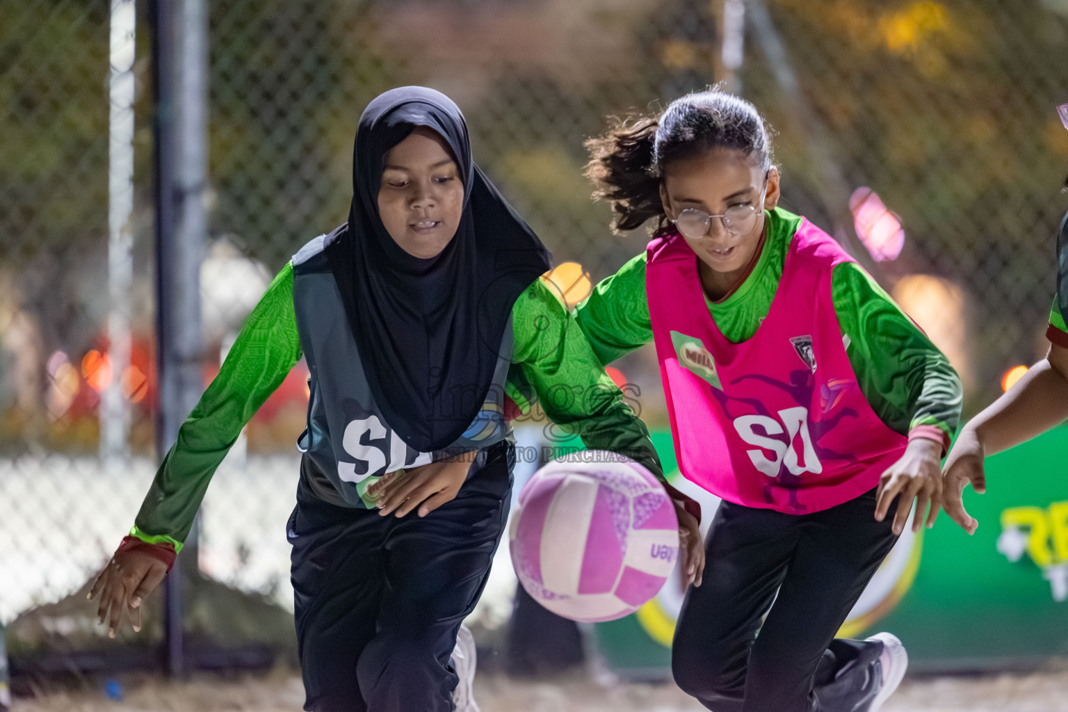 Day 1 of MILO Netball Fest 2025 was held in Cental Park, Hulhumale', Maldives on Thursday, 20th November 2025. 

Photos: Hassan Simah / images.mv