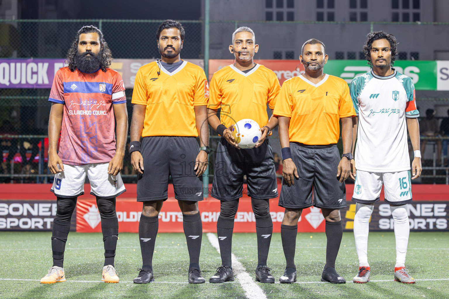 HDh Nellaidhoo vs HDh Kumundhoo in Day 1 of Golden Futsal Challenge 2025 on Sunday, 5th January 2025, in Hulhumale', Maldives
Photos: Ismail Thoriq / images.mv