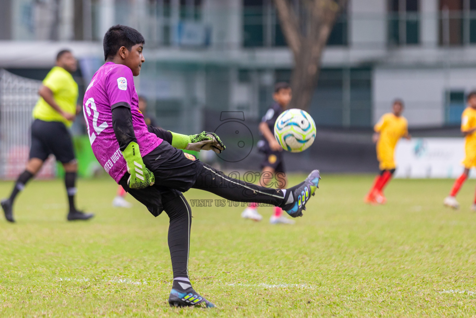 United Victory vs Victory Sports Club  (U12) in Day 5 of Dhivehi Youth League 2024 held at Henveiru Stadium on Friday 29th November 2024. Photos: Shuu Abdul Sattar/ Images.mv