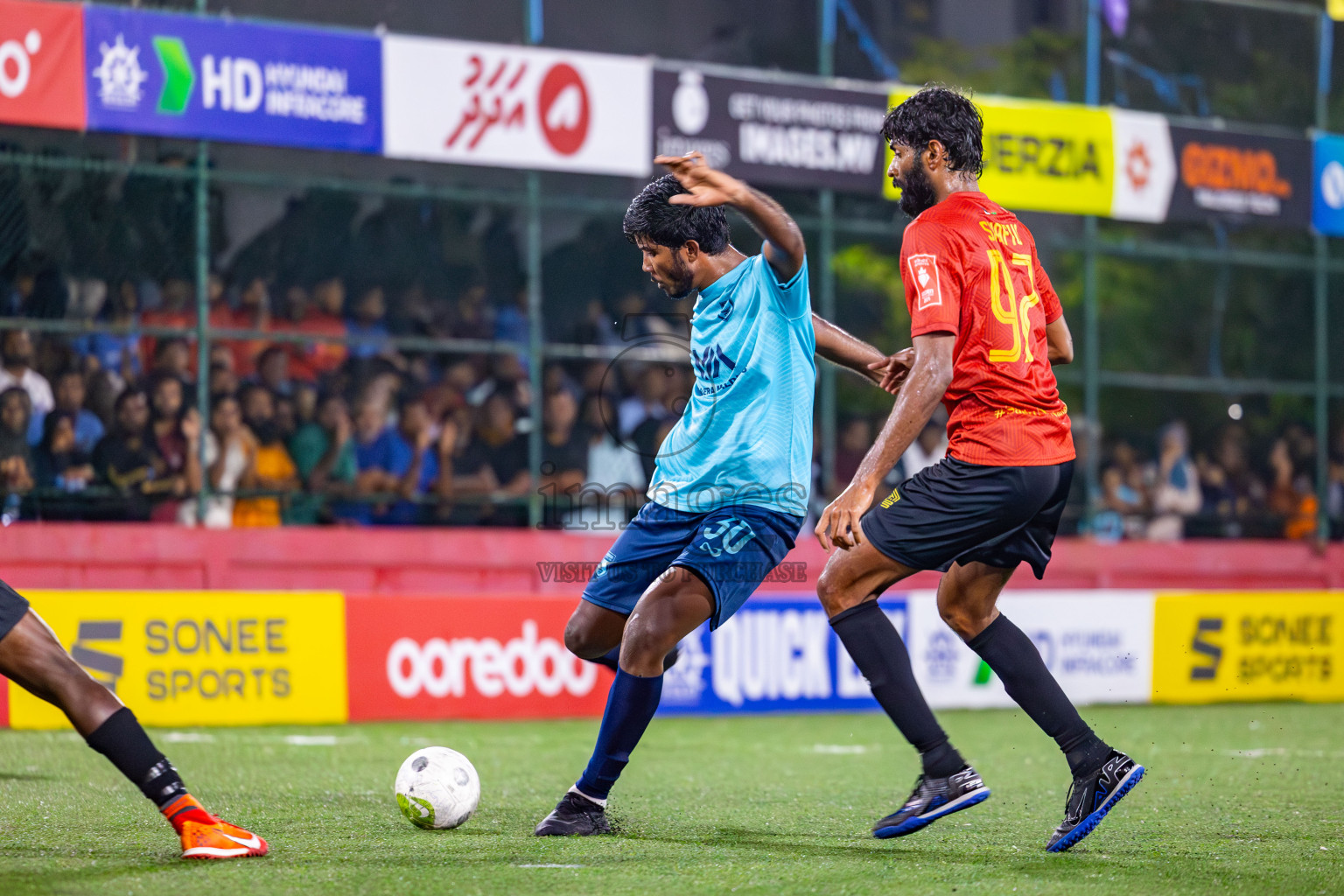 HDh Naivaadhoo vs HA Dhidhoo on Day 35 of Golden Futsal Challenge 2024 was held on Tuesday, 20th February 2024, in Hulhumale', Maldives
Photos: Mohamed Mahfooz Moosa, / images.mv