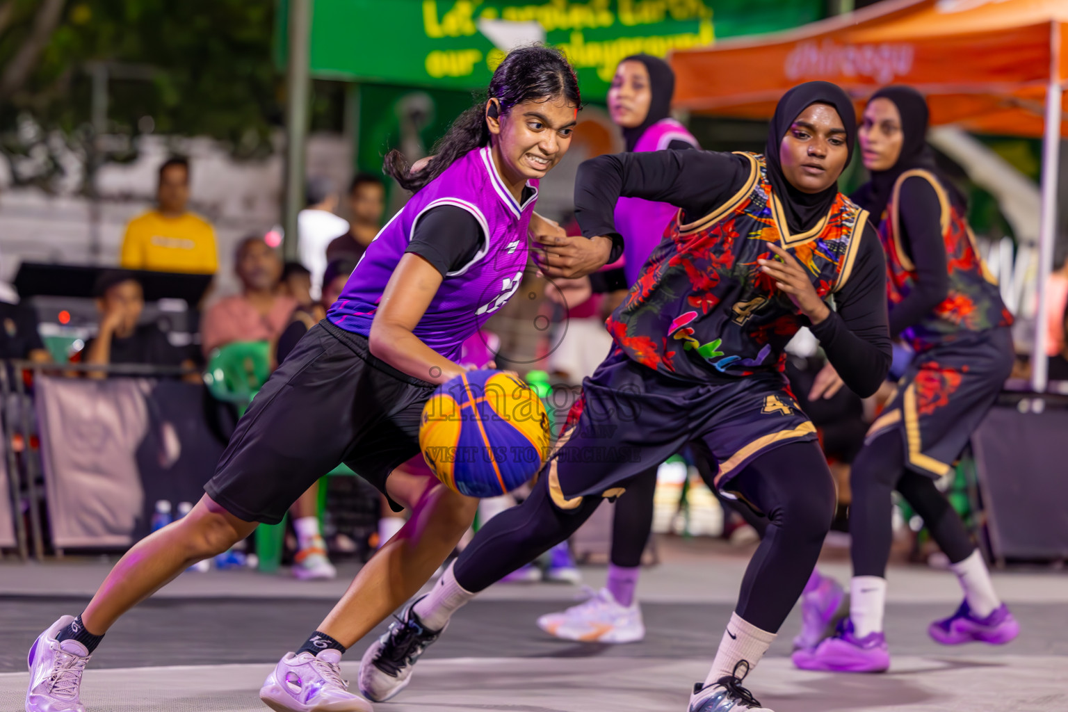 Final Day of MILO Ramadan 3x3 Challenge 2024 was held in Ekuveni Outdoor Basketball Court at Male', Maldives on Tuesday, 19th March 2024.
Photos: Ismail Thoriq / images.mv