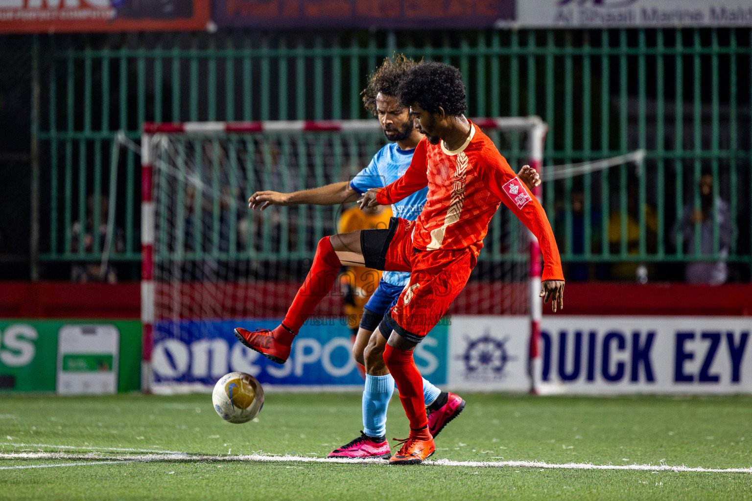M Dhiggaru vs M Muli in Day 21 of Golden Futsal Challenge 2025 was held on Saturday , 25th January 2025, in Hulhumale', Maldives. Photos: Nausham Waheed / images.mv