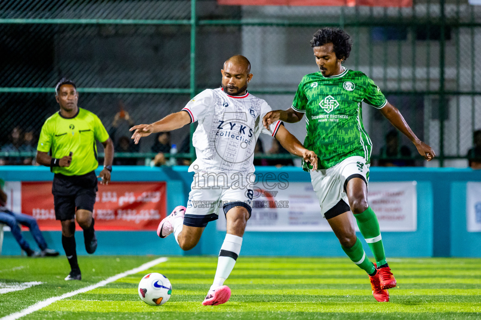 Kovigoani vs FC Baaz in Day 3 of Laamehi Dhiggaru Ekuveri Futsal Challenge 2024 was held on Sunday, 28th July 2024, at Dhiggaru Futsal Ground, Dhiggaru, Maldives Photos: Nausham Waheed / images.mv