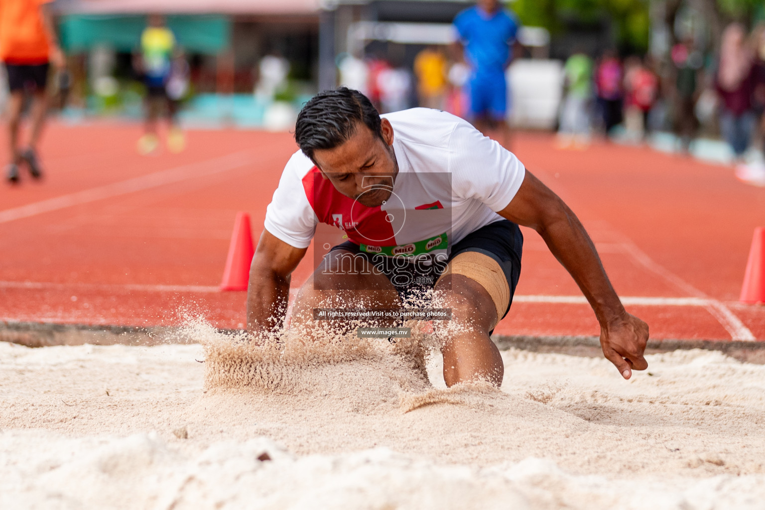 Day 2 of National Athletics Championship 2023 was held in Ekuveni Track at Male', Maldives on Friday, 24th November 2023. Photos: Hassan Simah / images.mv