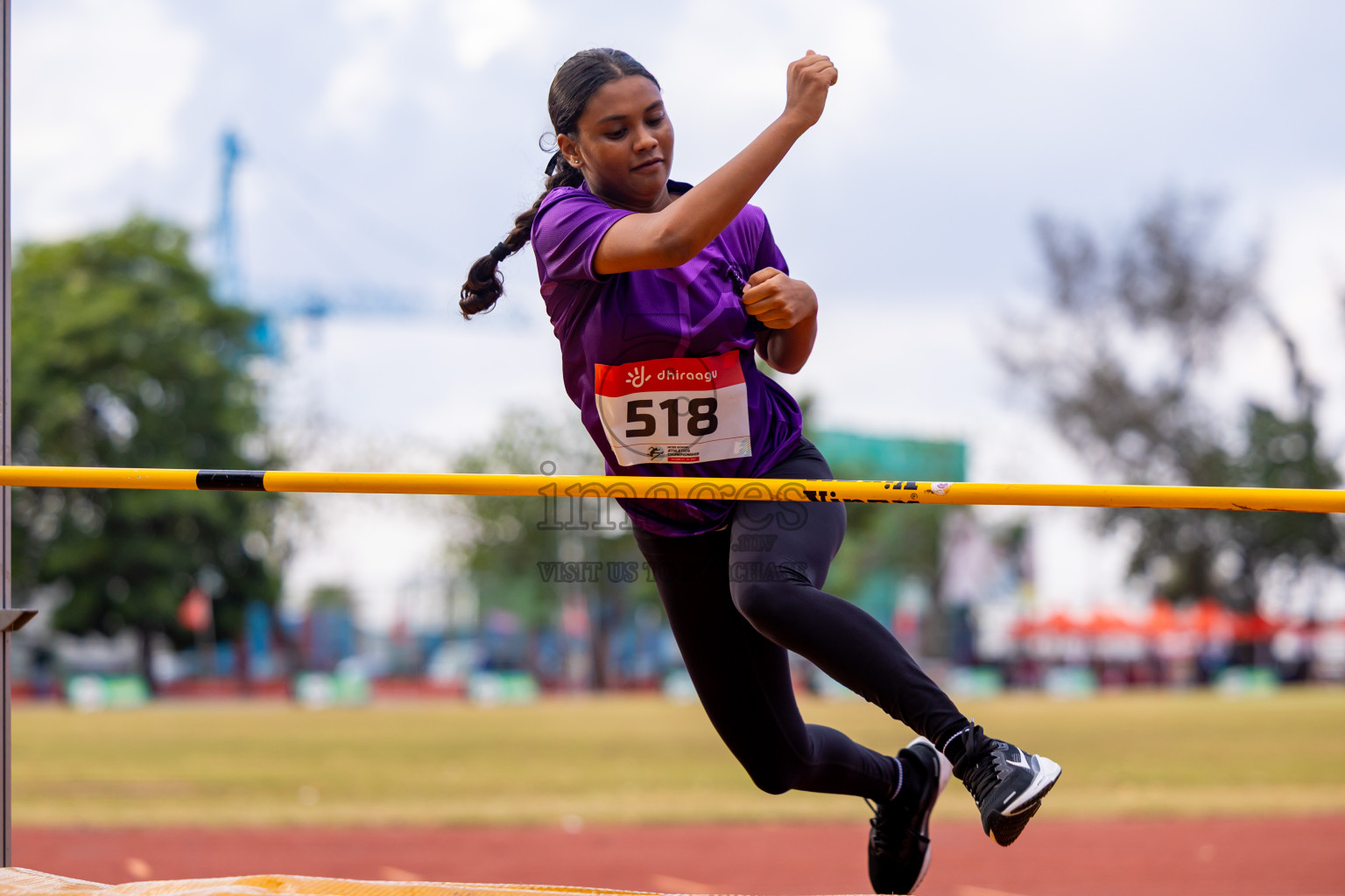 Day 4 of Inter-school Athletics Championship 2025 held in Ekuveni Synthetic Track, Male', Maldives on Thursday, 09th October 2025. Photos by: Nausham Waheed / Images.mv