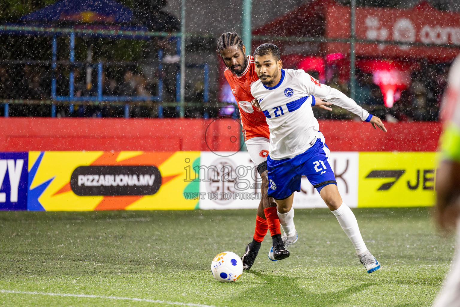 Th. Veymandoo VS Th. Kandoodhoo in Day 18 of Golden Futsal Challenge 2025 was held on Wednesday, 22nd January 2025, in Hulhumale', Maldives. Photos: Nausham Waheed / images.mv