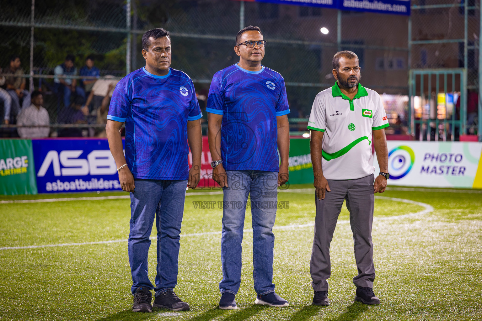 ARENA HOTELS vs CLUB RCC in Semi Finals of Milo Sector League 2025 was held in Rehendhi Futsal Ground, Hulhumale', Maldives on Saturday, 15th November 2025. Photos: Aeef Adam / images.mv