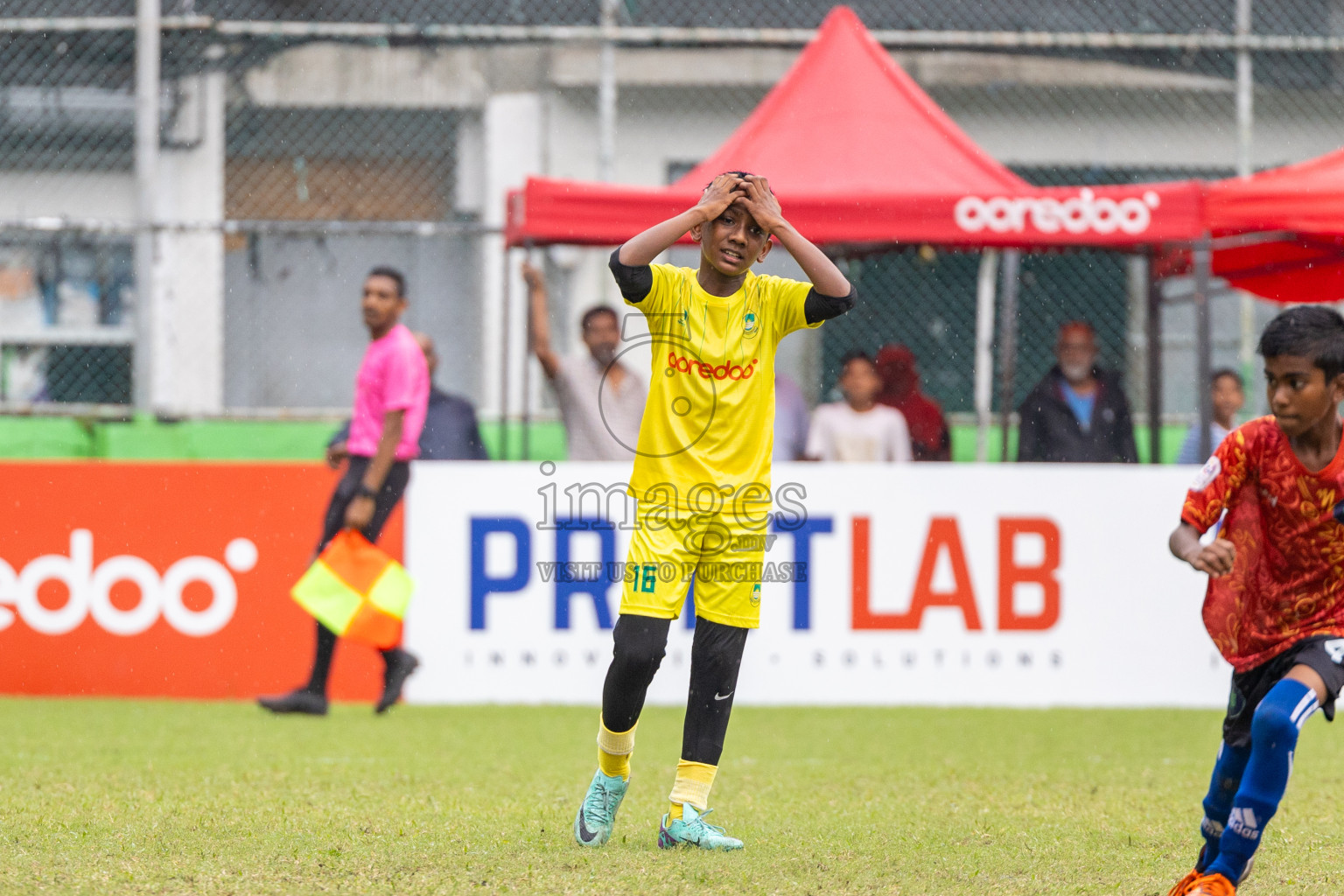 Maziya SRC vs Super United Sports (U12)  in day 6 of Dhivehi Youth League 2024 held at Henveiru Stadium on Saturday 30th November 2024. Photos: Ismail Thoriq / Images.mv