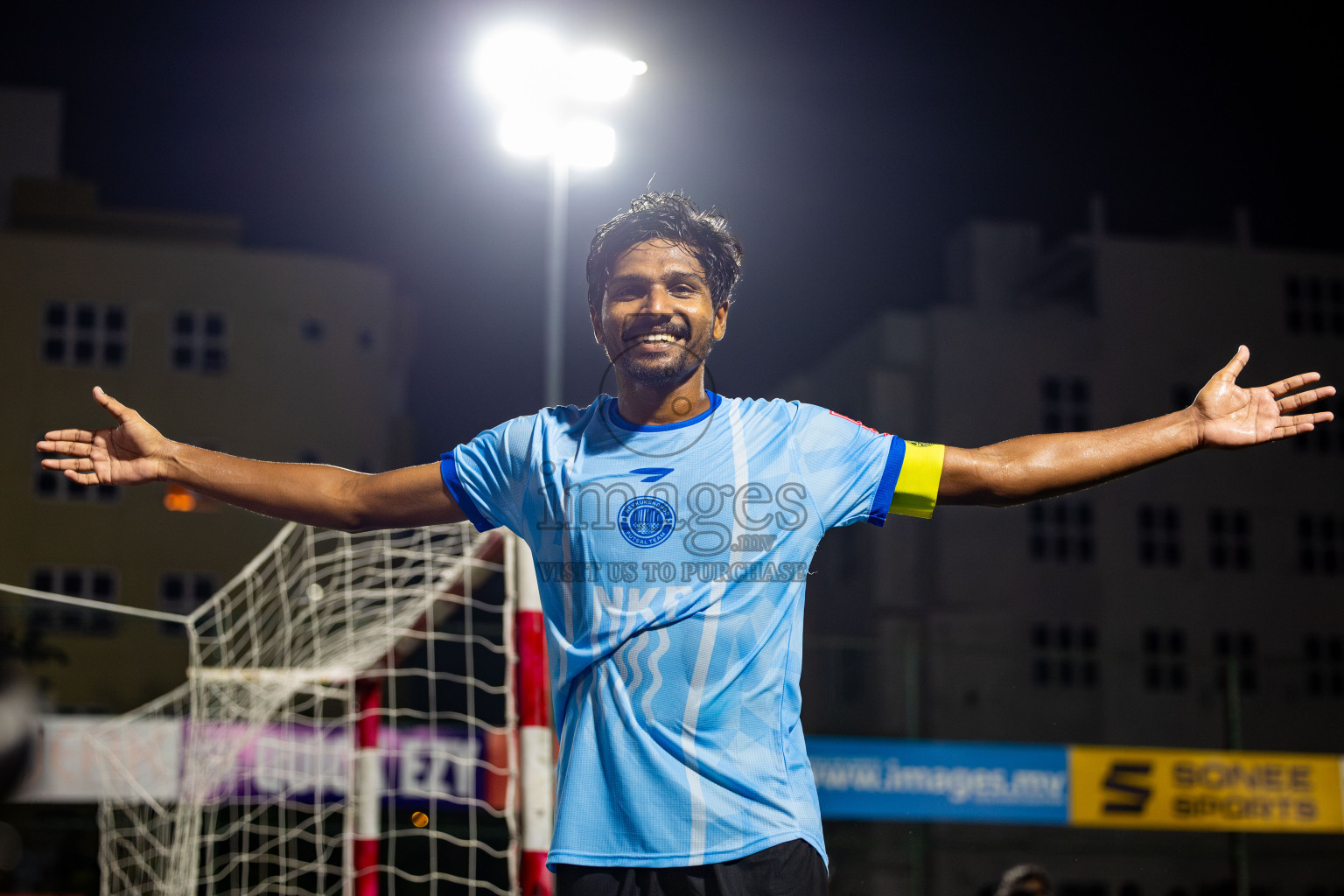 HDh Neykurendhoo vs HDh Nolhivaranfaru in Day 13 of Golden Futsal Challenge 2025 was held on Friday, 17th January 2025, in Hulhumale', Maldives. Photos: Nausham Waheed / images.mv
