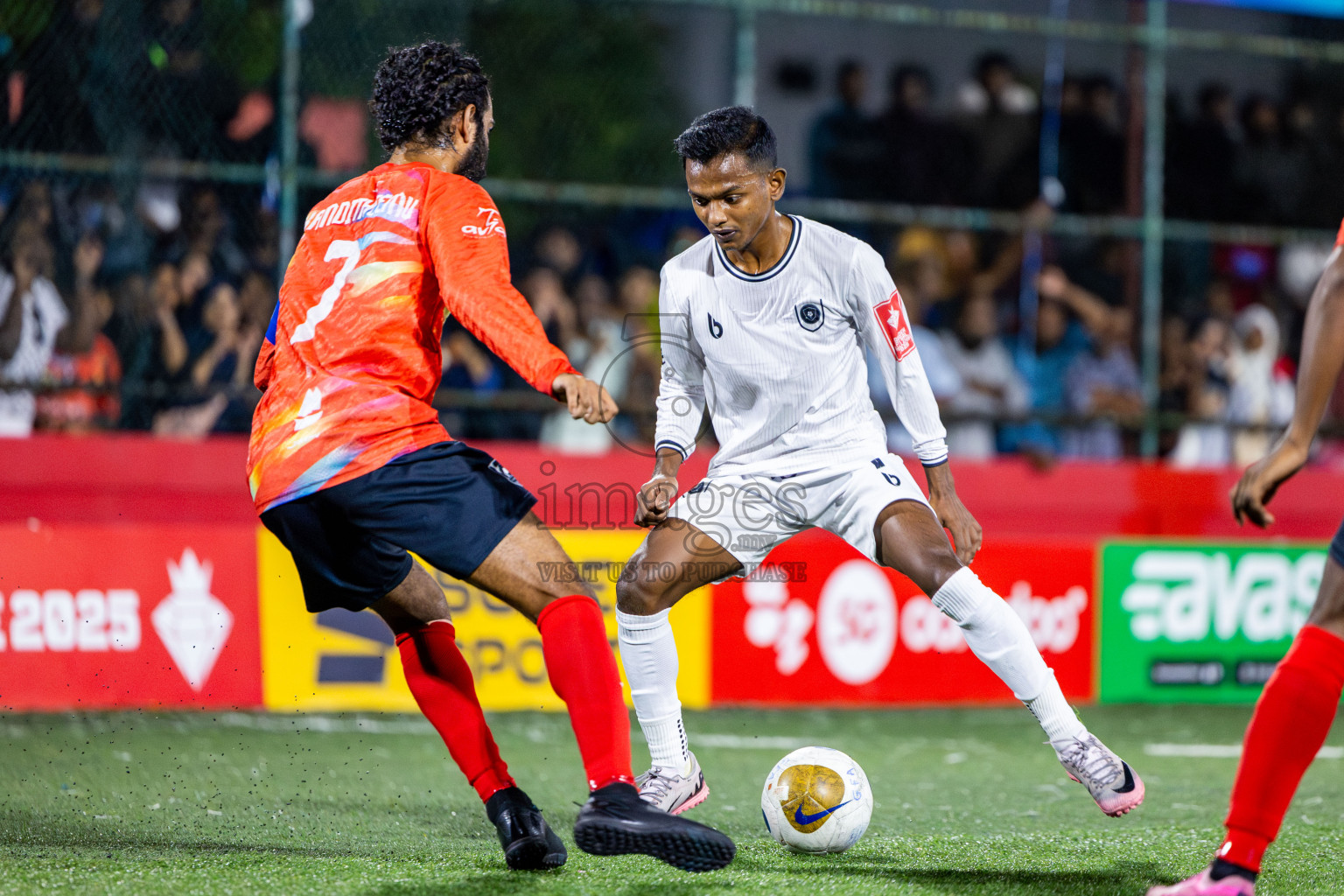 SH Kanditheemu vs R Dhuvaafaru in Zone round Day 27 of Golden Futsal Challenge 2025 was held on Friday , 31st January 2025, in Hulhumale', Maldives. Photos: Nausham Waheed / images.mv
