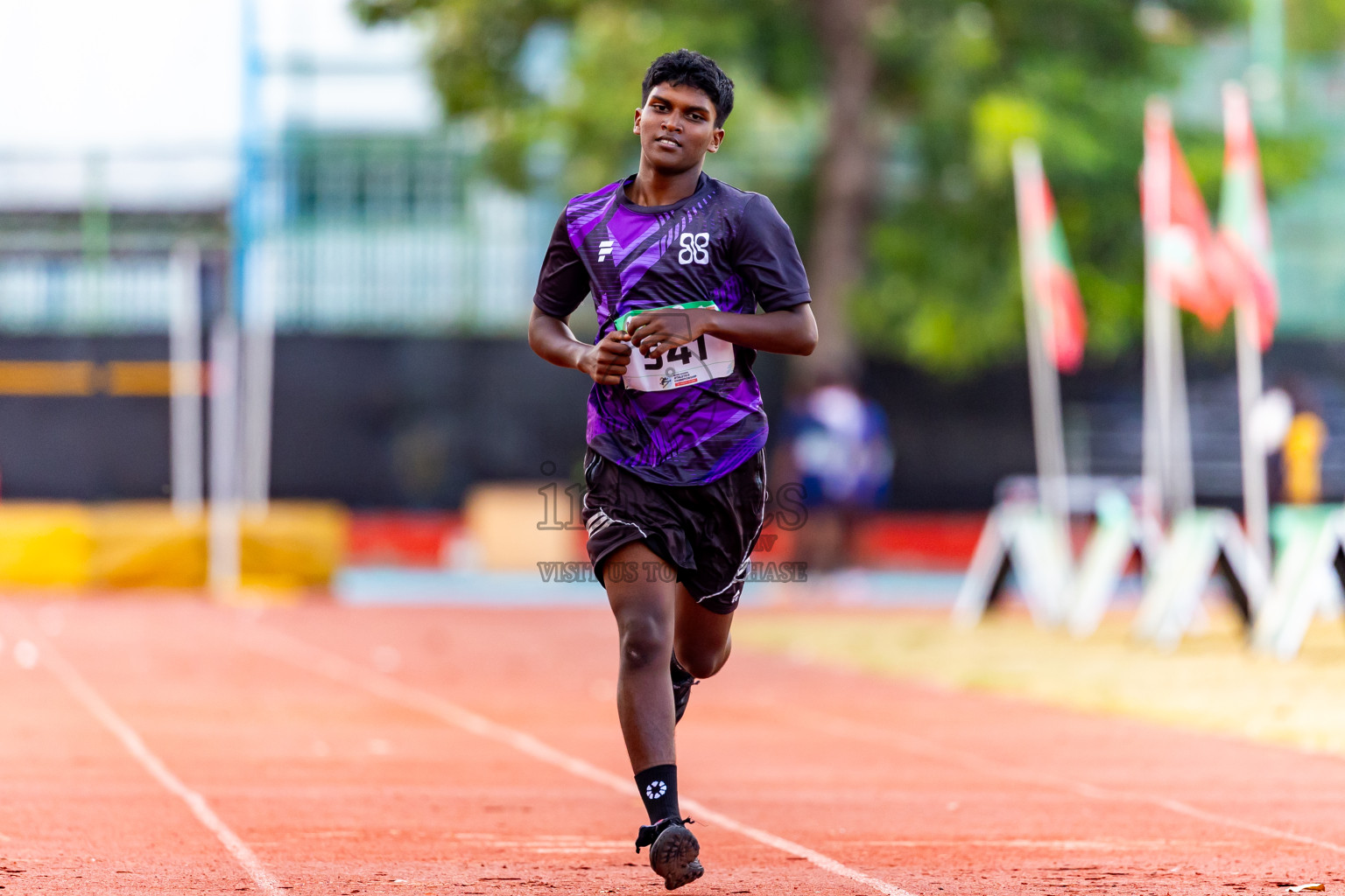 Day 1 of Inter-school Athletics Championship 2025 held in Ekuveni Synthetic Track, Male', Maldives on Monday, 06th October 2025. Photos by: Nausham Waheed / Images.mv