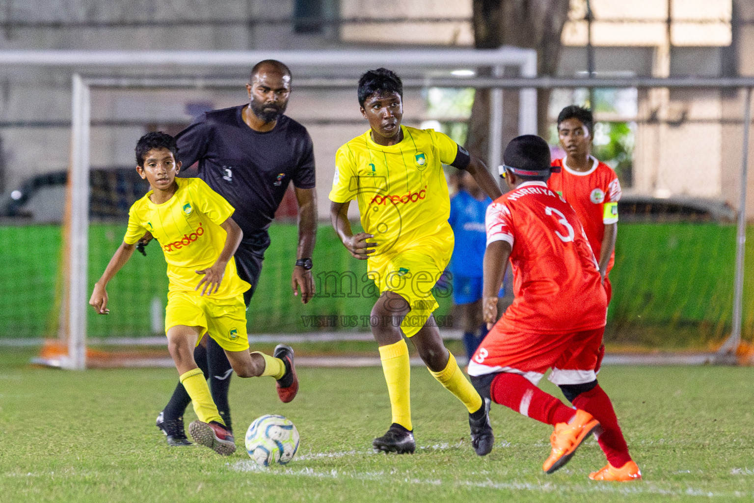 Maziya vs Hurriya (U12) in Day 4 of Dhivehi Youth League 2024 held at Henveiru Stadium on Thursday, 28th November 2024. Photos: Shuu Abdul Sattar/ Images.mv