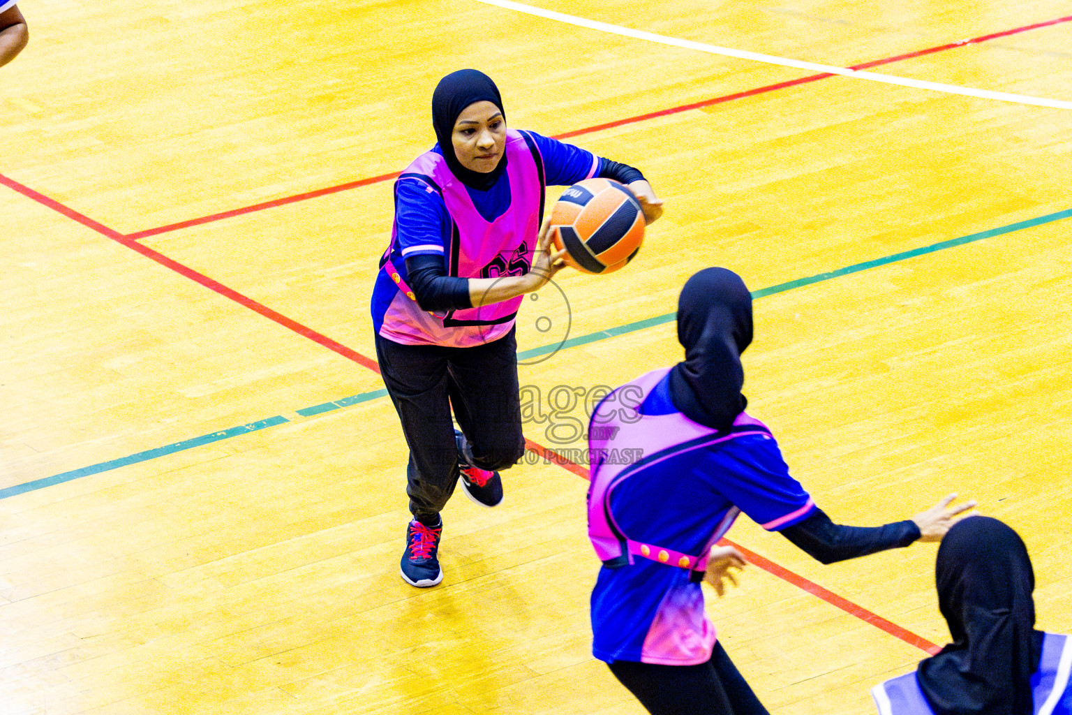 Kulhudhuffushi Youth & Recreation Club vs Sports Club Shining Star in Day 4 of 21st National Netball Tournament was held in Social Canter at Male', Maldives on Sunday, 19th May 2024. Photos: Nausham Waheed / images.mv