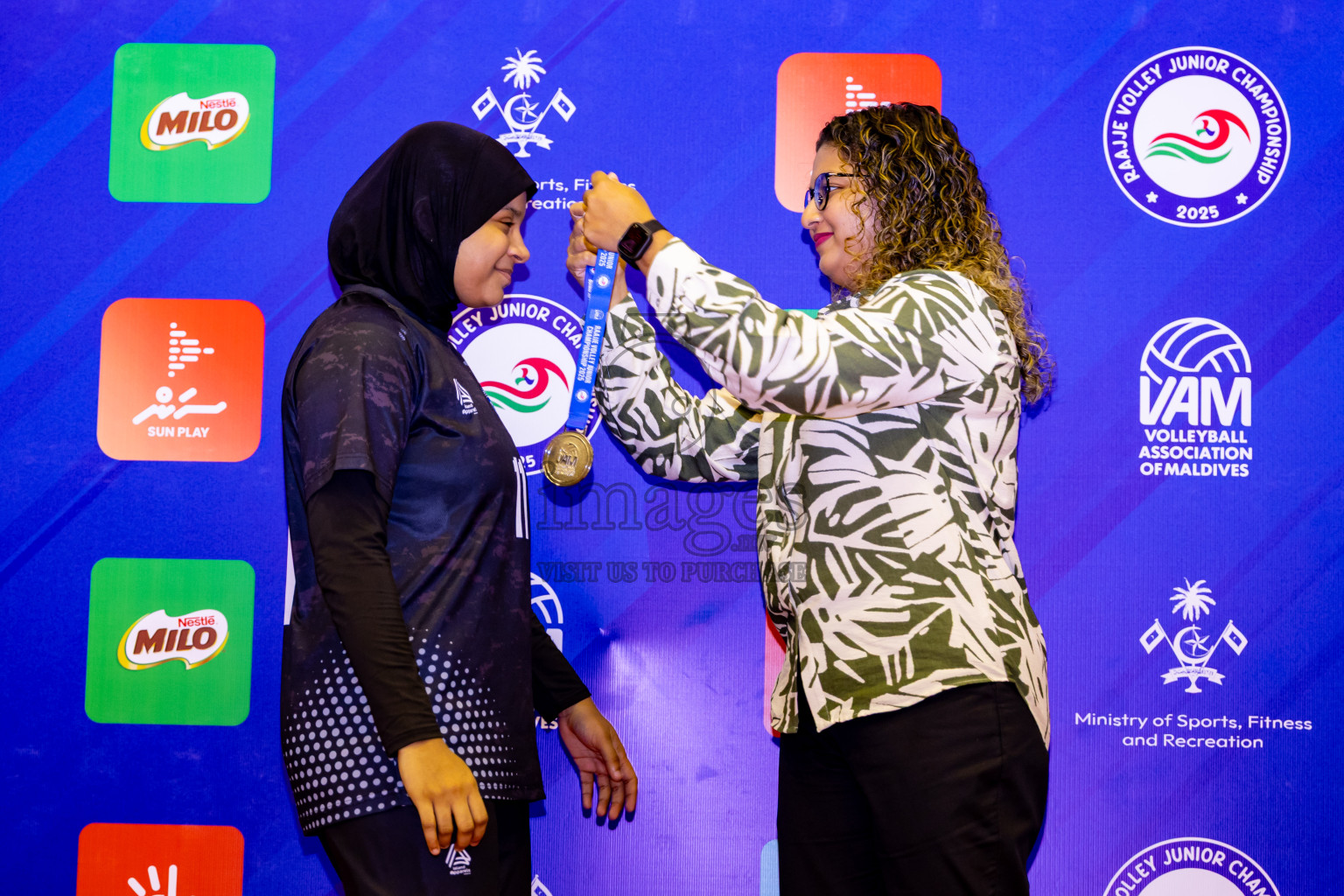 Male' City Team 1 vs Male' City Team 3 in the Finals of MILO Raajje Volley Junior Championship 2025 (U19 Girls) was held in Social Center Indoor Hall, Maldives on Sunday, 28th September 2025. Photos: Nausham Waheed / images.mv