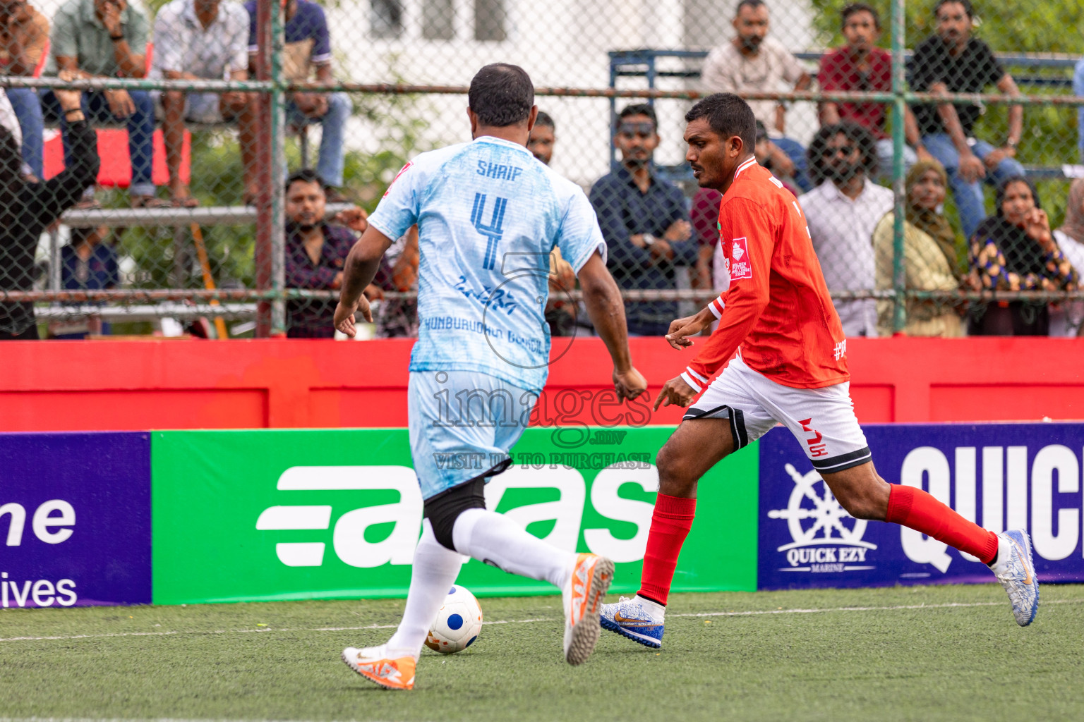ADh Kunburudhoo VS ADh Dhangethi in Day 6 of Golden Futsal Challenge 2025 on Friday, 6th January 2025, in Hulhumale', Maldives 
Photos: Hassan Simah / images.mv