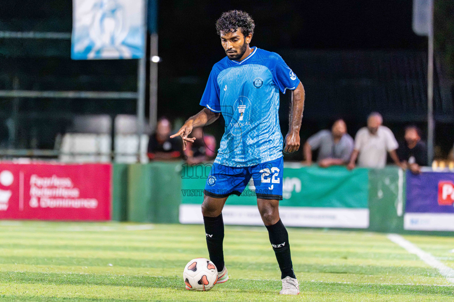 Goalhians VS Foemathi in Day 4 - Fonadhoo Youth Futsal Challenge 2025 held in Fonadhoo Futsal Stadium, L. Fonadhoo, Maldives on Wednesday, 29th October 2025 Photos: Arif Rasheed / images.mv