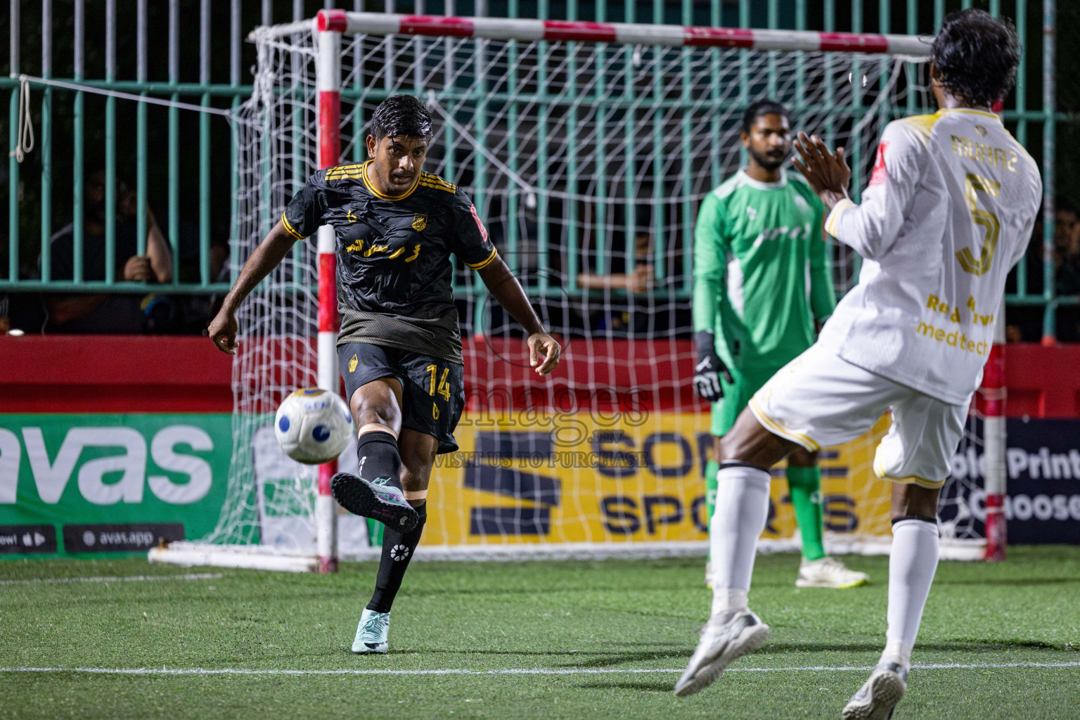 B Fehendhoo VS B Eydhafushi in Day 21 of Golden Futsal Challenge 2025 was held on Saturday, 25 January 2025, in Hulhumale', Maldives. 
Photos: Hassan Simah / images.mv