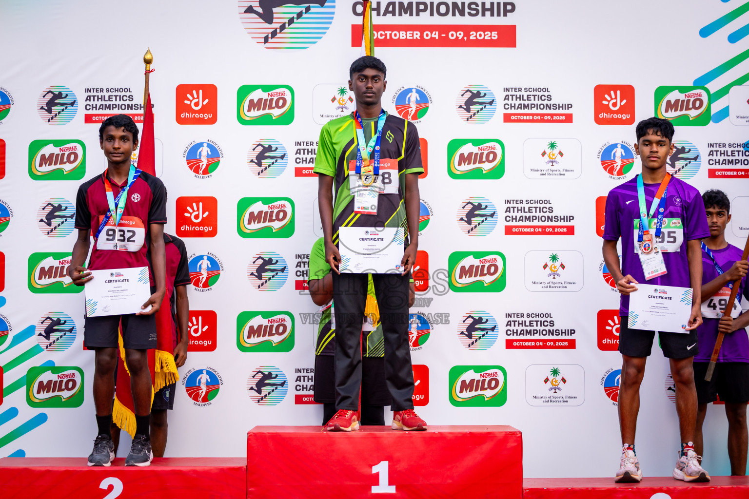 Day 3 of Inter-school Athletics Championship 2025 held in Ekuveni Synthetic Track, Male', Maldives on Wednesday, 08th October 2025. Photos by: Nausham Waheed / Images.mv