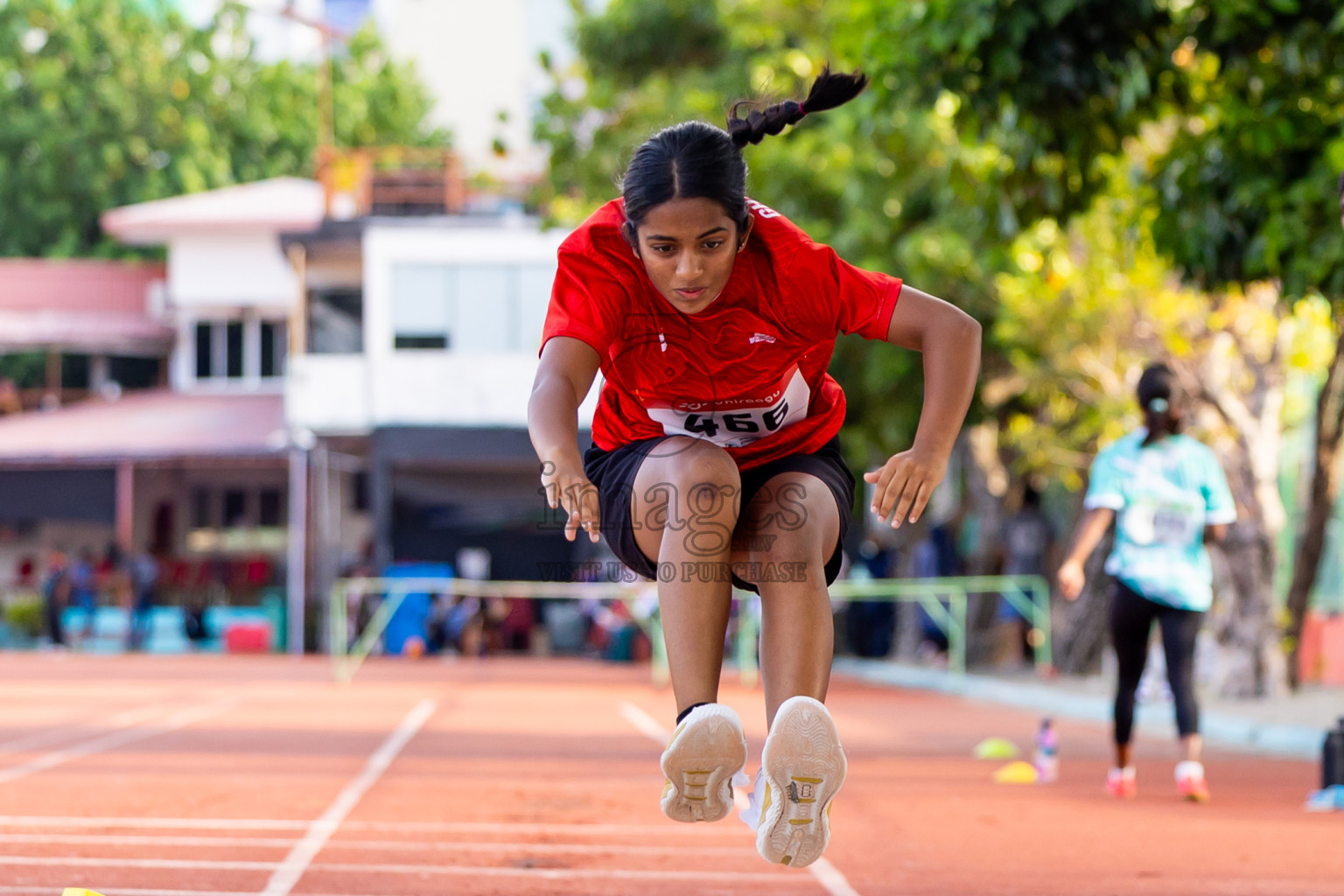 Day 2 of Inter-school Athletics Championship 2025 held in Ekuveni Synthetic Track, Male', Maldives on Tuesday, 07th October 2025. Photos by: Nausham Waheed / Images.mv