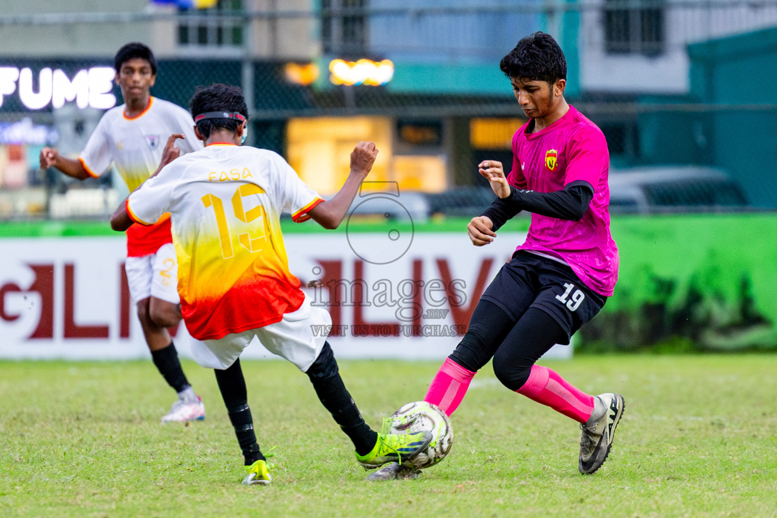 Club Eagles vs United Victory (U14) in Day 11 of Dhivehi Youth League 2024 held at Henveiru Stadium on Tuesday, 17th December 2024. Photos: Nausham Waheed / Images.mv