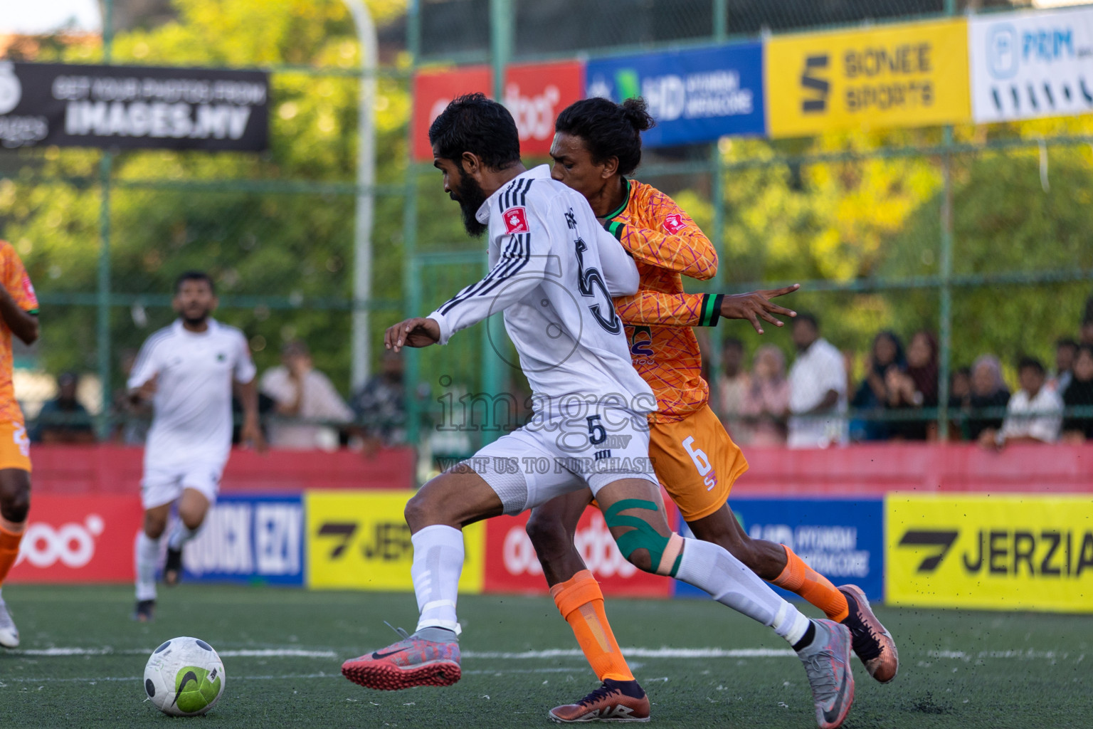 GA Dhaandhoo vs GA Maamendhoo in Day 5 of Golden Futsal Challenge 2024 was held on Friday, 19th January 2024, in Hulhumale', Maldives Photos: Mohamed Mahfooz Moosa / images.mv