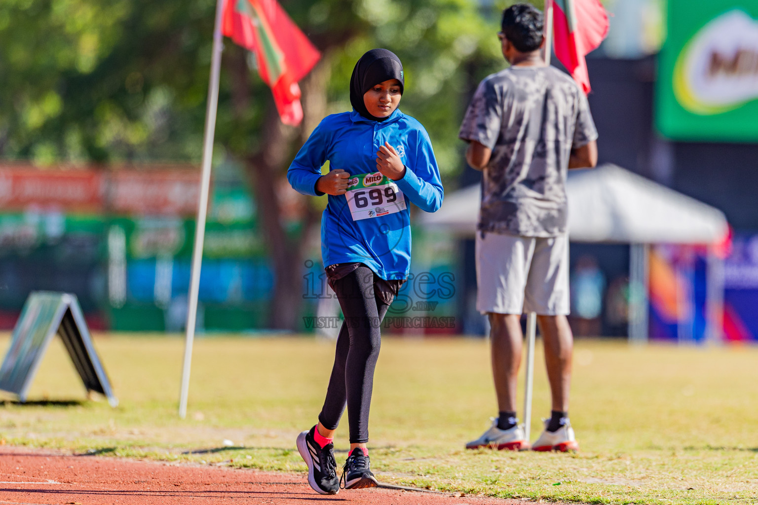 Day 1 of Inter-school Athletics Championship 2025 held in Ekuveni Synthetic Track, Male', Maldives on Monday, 06th October 2025. Photos by: Areef Adam  / Images.mv