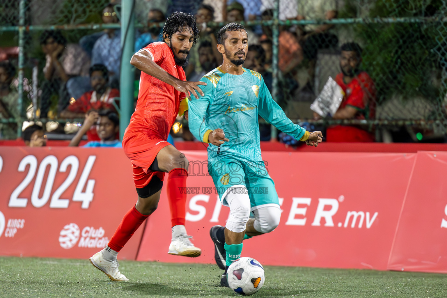 Maldivian vs Ooredoo in Club Maldives Cup 2024 held in Rehendi Futsal Ground, Hulhumale', Maldives on Thursday, 3rd October 2024.
Photos: Ismail Thoriq / images.mv