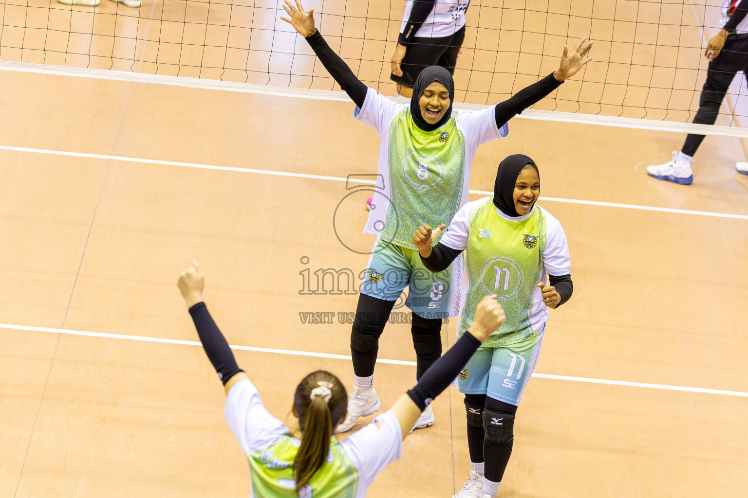 Club WAMCO vs Huraa Community Club in Day 1 of National Volleyball League 2025 - Women's Division held in Male', Maldives on Saturday, 19th April 2025 at Social Center Indoor Hall Photos By: Ismail Thoriq / images.mv