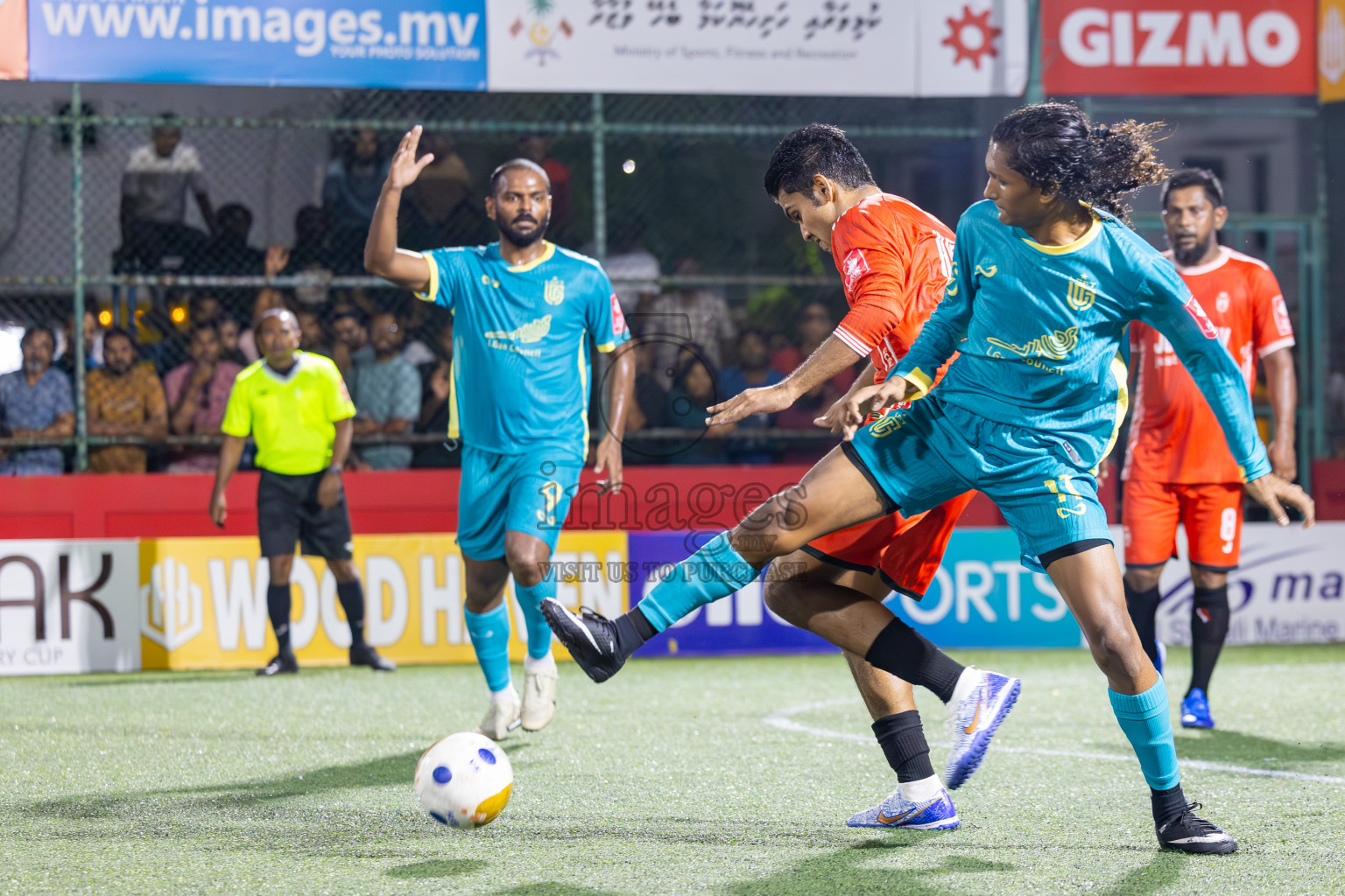 L Maavah VS L Gan in Day 8 of Golden Futsal Challenge 2025 was held on Sunday, 12th January 2025, in Hulhumale', Maldives
Photos: Ismail Thoriq / images.mv