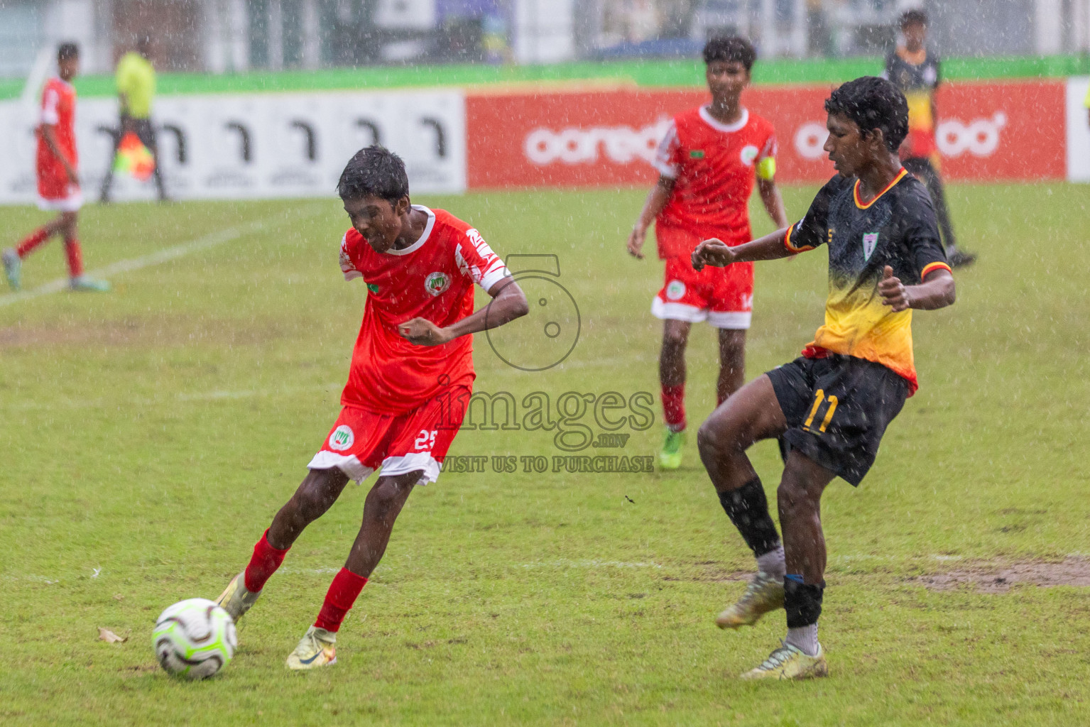 Eagles vs Hurriya in day 6 of Dhivehi Youth League 2024 held at Henveiru Stadium on Saturday 30th November 2024. Photos: Shuu Abdul Sattar/ Images.mv