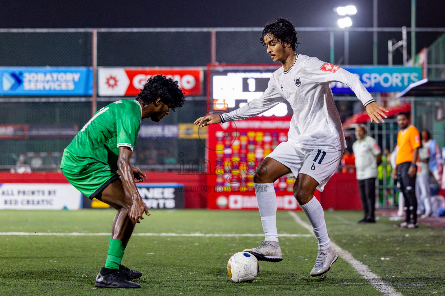 R Dhuvaafaru vs R Meedhoo in Day 14 of Golden Futsal Challenge 2025 was held on Saturday, 18th January 2025, in Hulhumale', Maldives. Photos: Nausham Waheed / images.mv
