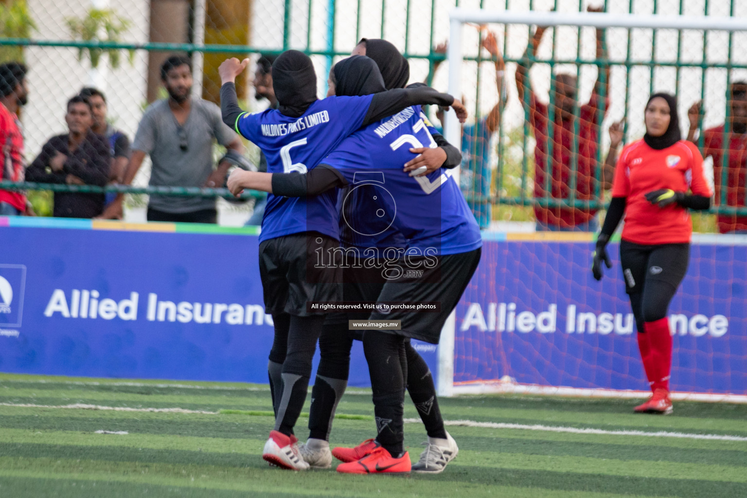 Maldives Ports Limited vs Dhivehi Sifainge Club in the semi finals of 18/30 Women's Futsal Fiesta 2019 on 27th April 2019, held in Hulhumale Photos: Hassan Simah / images.mv