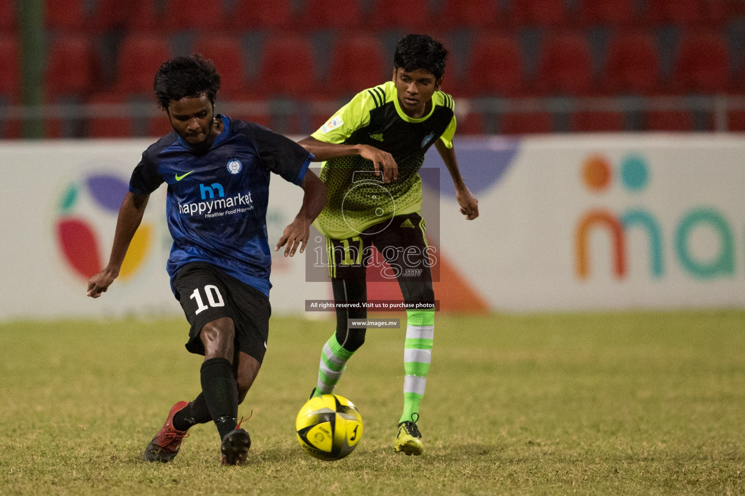 CHSE vs VIHS in MAMEN Inter School Football Tournament 2019 (U18) in Male, Maldives on 29th March 2019, Photos: Suadh Abdul Sattar / images.mv