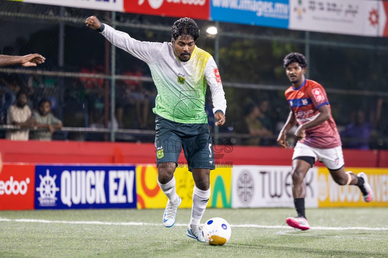HDh Nellaidhoo vs HDh Vaikaradhoo in Day 9 of Golden Futsal Challenge 2025 was held on Monday, 13th January 2025, in Hulhumale', Maldives
Photos: Ismail Thoriq / images.mv