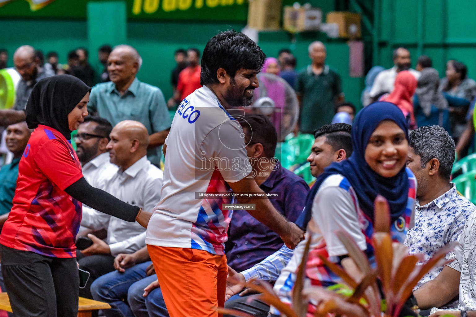 Final of 6th Office Company Badmintion Championship held in Male', Maldives Photos: Nausham Waheed / Images.mv