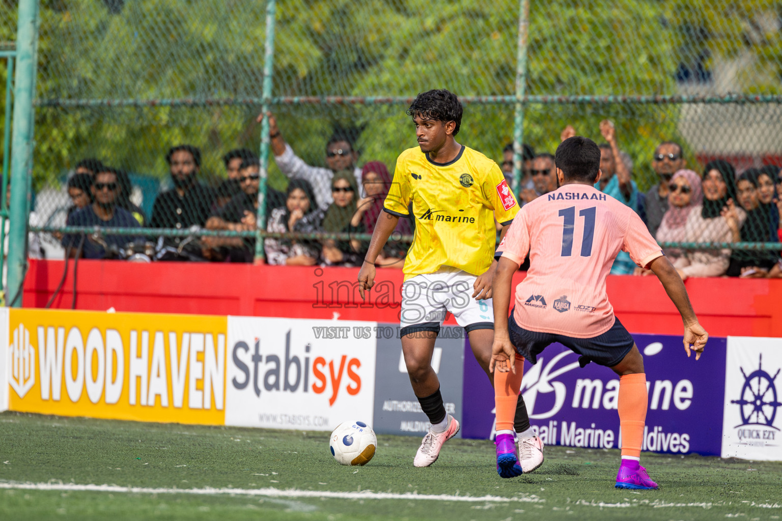 GDh Vaadhoo vs GDh Gadhdhoo in Day 12 of Golden Futsal Challenge 2025 was held on Thursday, 16th January 2025, in Hulhumale', Maldives Photos: Ismail Thoriq / images.mv