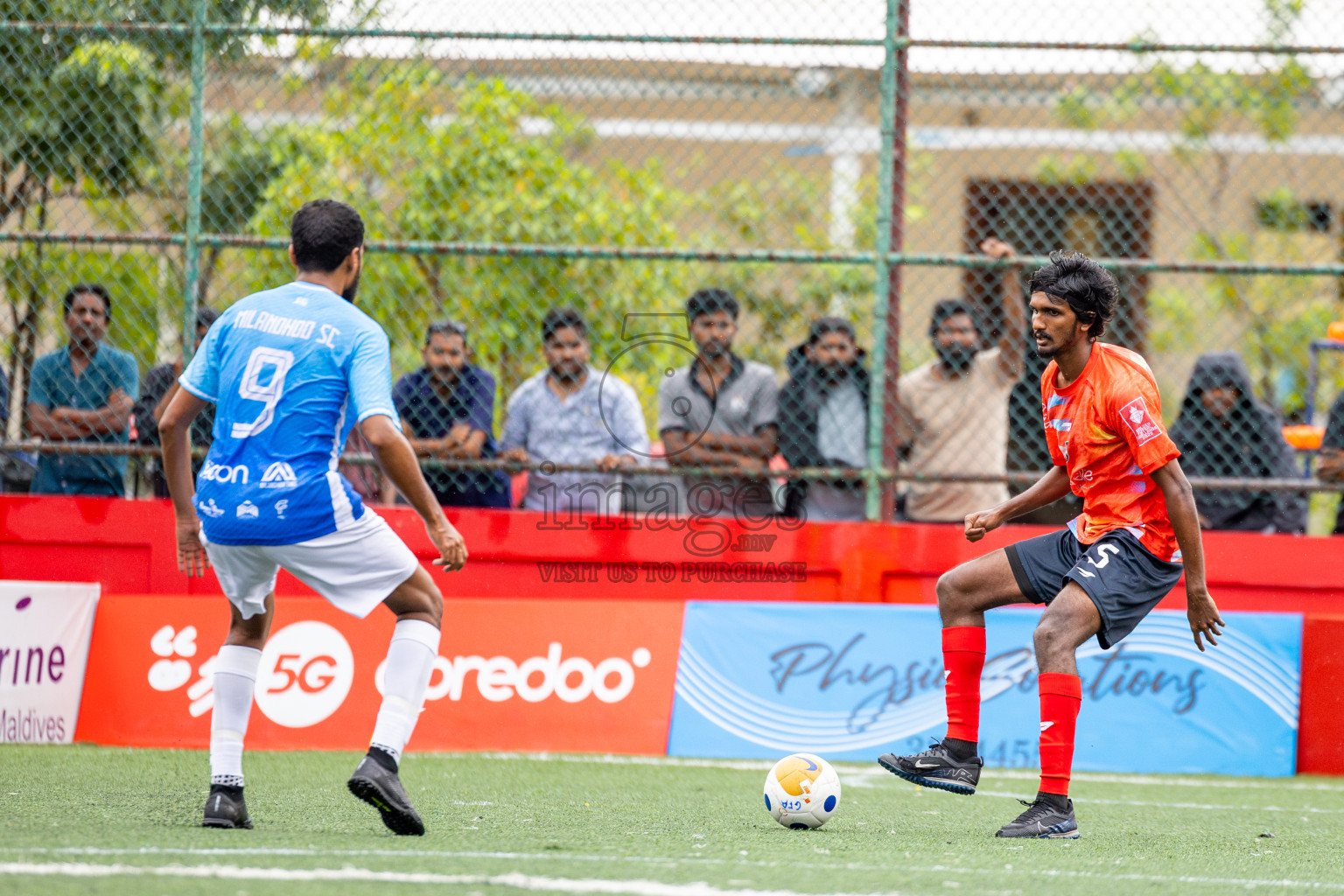 Sh Kanditheemu vs Sh Milandhoo in Day 21 of Golden Futsal Challenge 2025 was held on Saturday , 25th January 2025, in Hulhumale', Maldives.
Photos: Ismail Thoriq / images.mv
