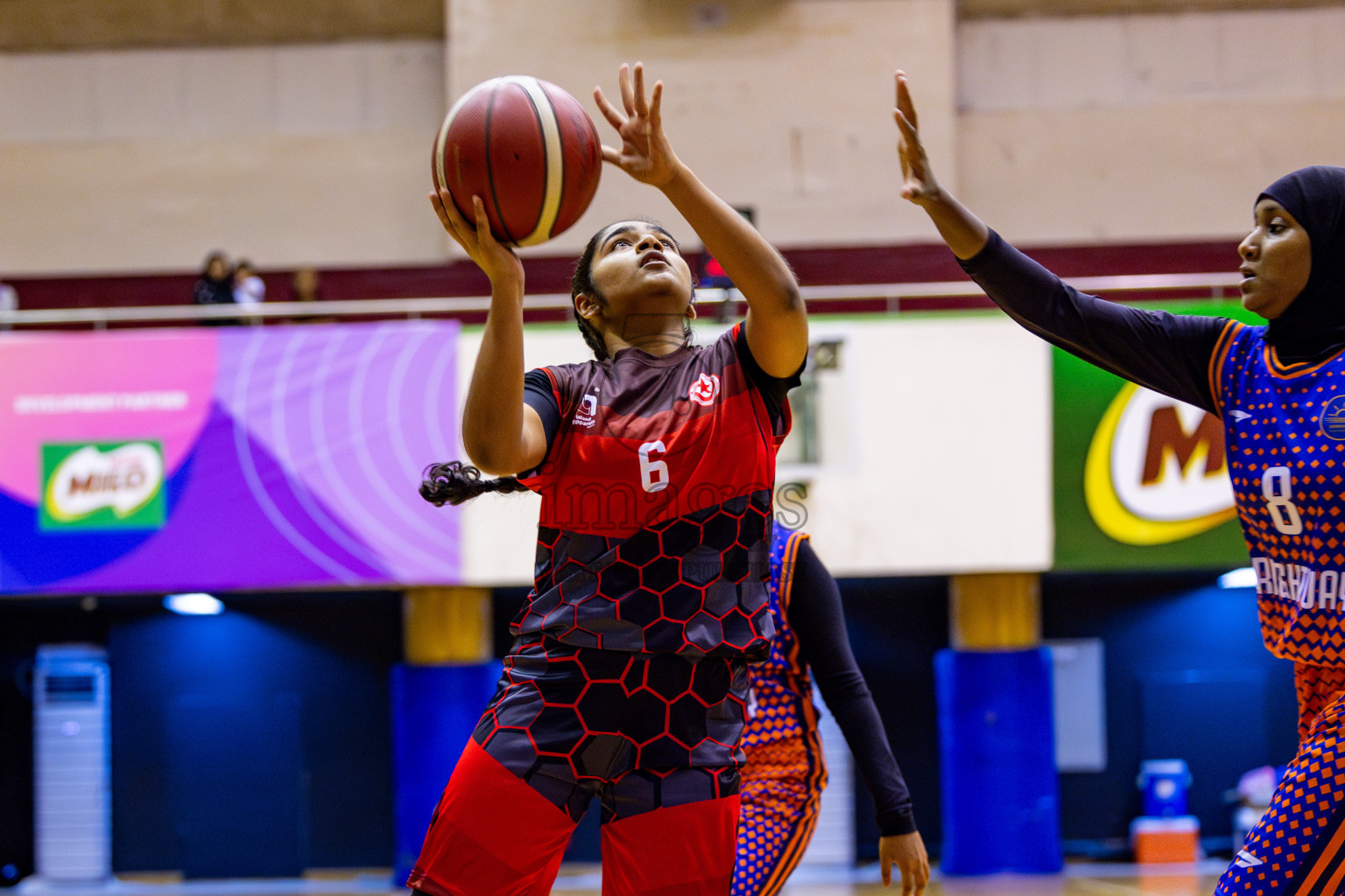 Iskandhar School vs Billabong High International School in day 8 of Junior Championship 2024 was held in Social Center, Male', Maldives on Tuesday, 19th November 2024. Photos: Nausham Waheed / images.mv