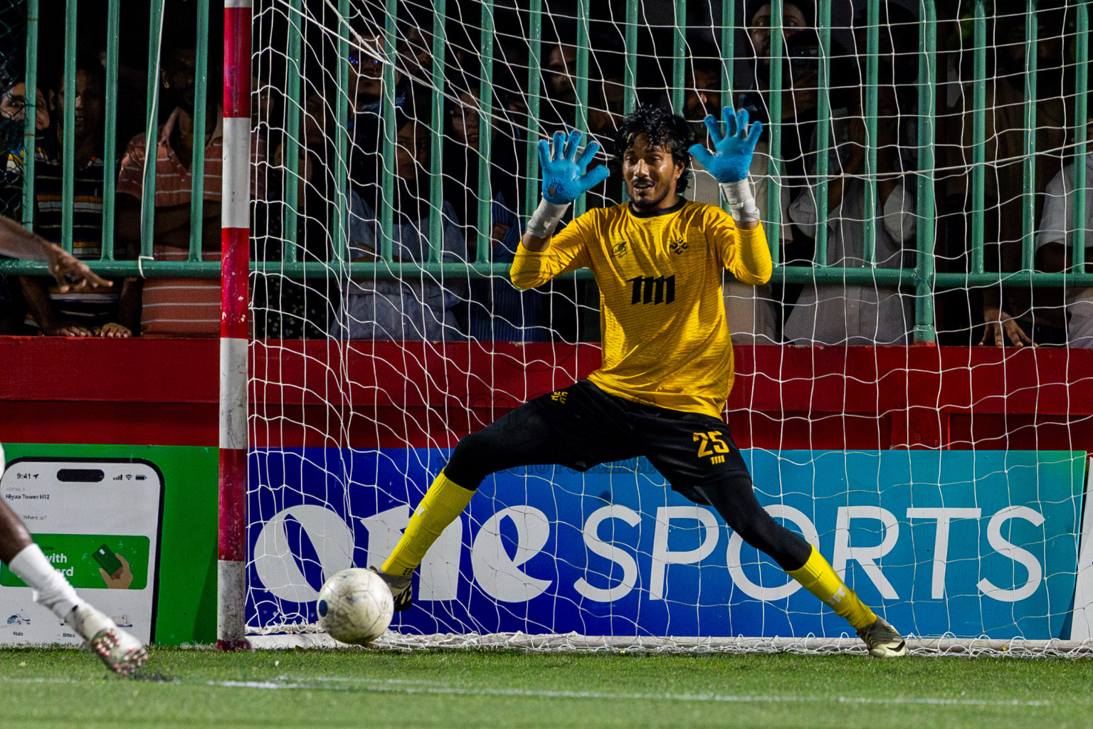K Maafushi vs K Kaashidhoo in Kaafu Atoll Finals Day 27 of Golden Futsal Challenge 2025 was held on Friday , 31st January 2025, in Hulhumale', Maldives. Photos: Nausham Waheed / images.mv