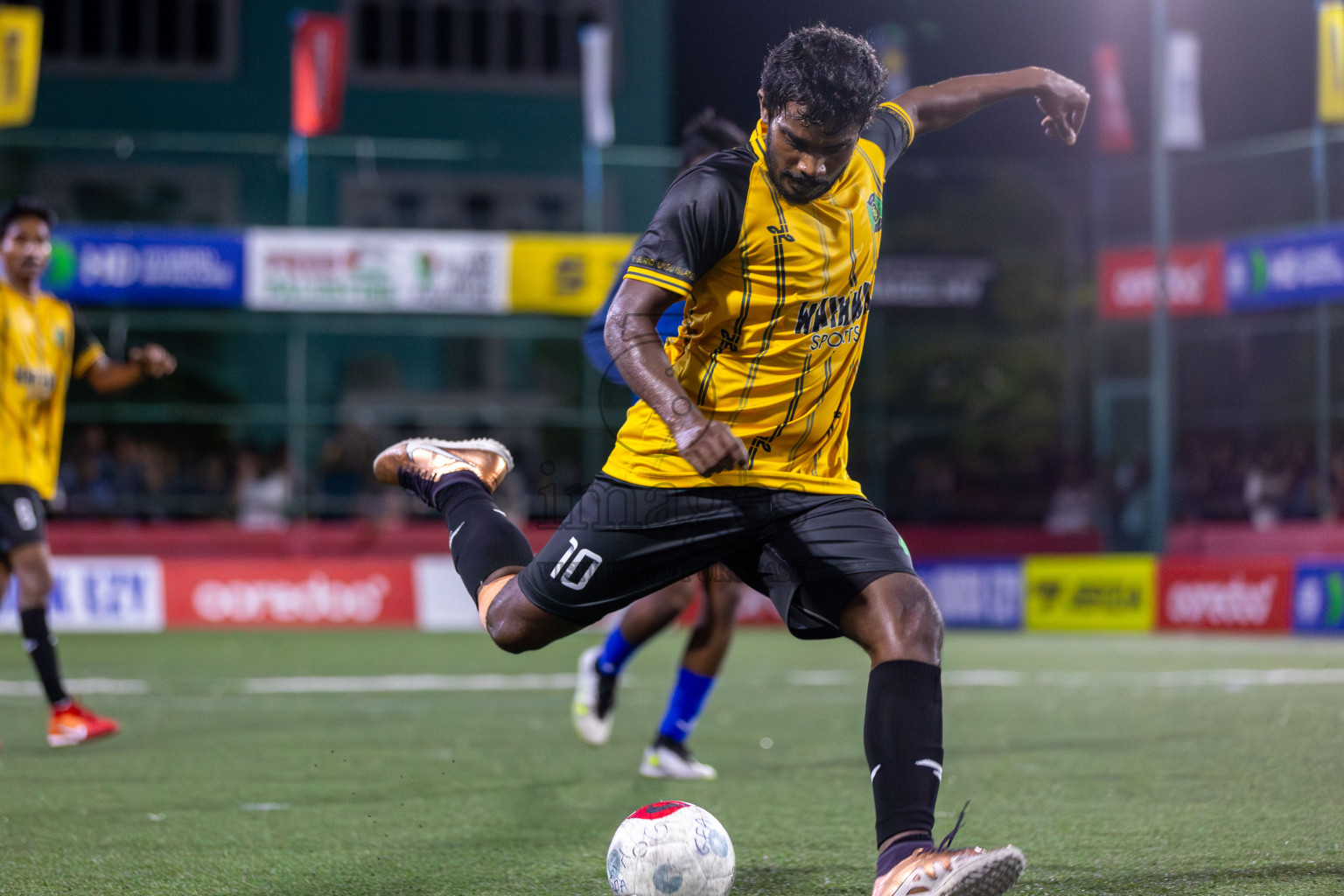 HA Vashafaru vs HA Hoarafushi in Day 5 of Golden Futsal Challenge 2024 was held on Friday, 19th January 2024, in Hulhumale', Maldives Photos: Mohamed Mahfooz Moosa / images.mv