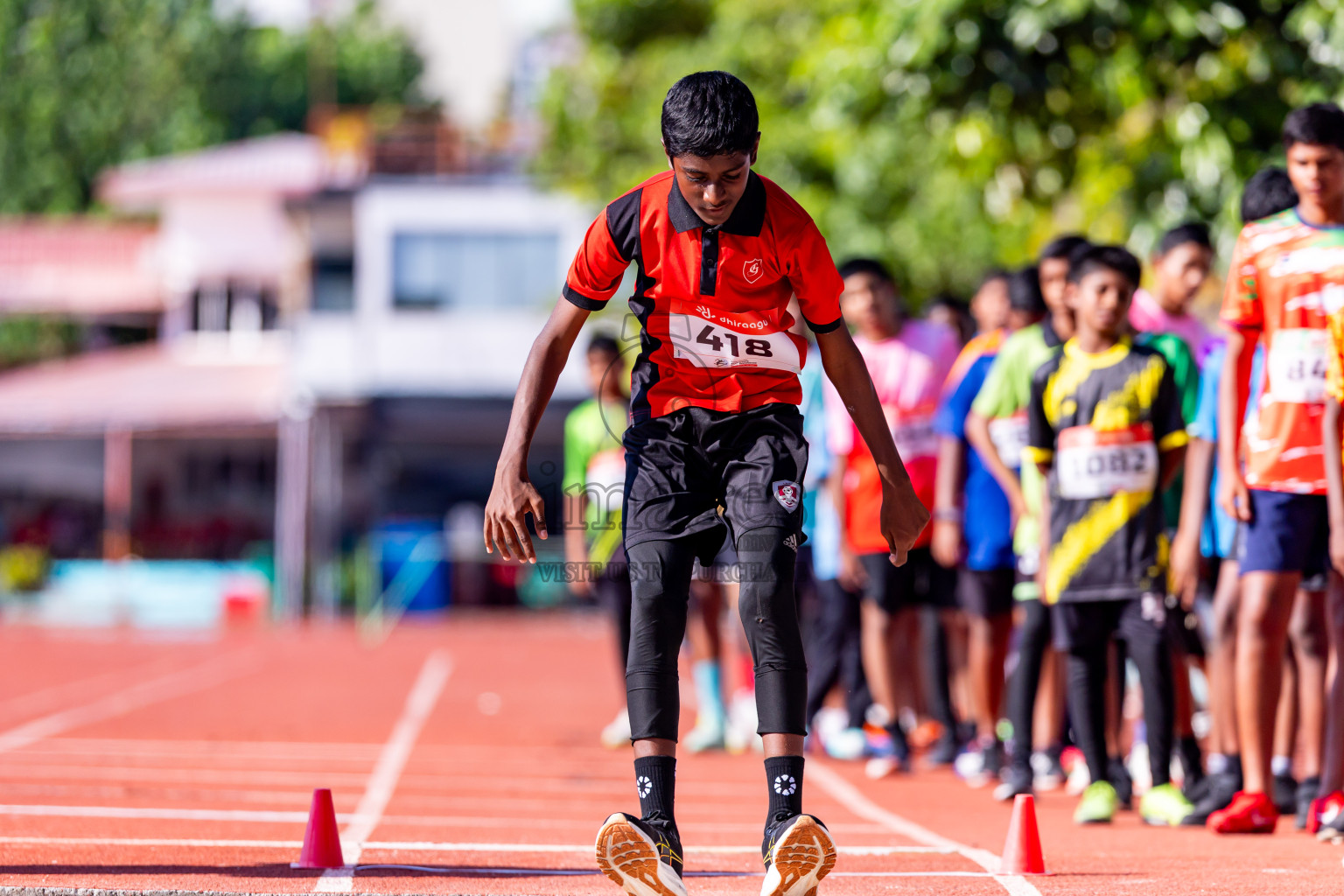 Day 1 of Inter-school Athletics Championship 2025 held in Ekuveni Synthetic Track, Male', Maldives on Monday, 06th October 2025. Photos by: Nausham Waheed / Images.mv
