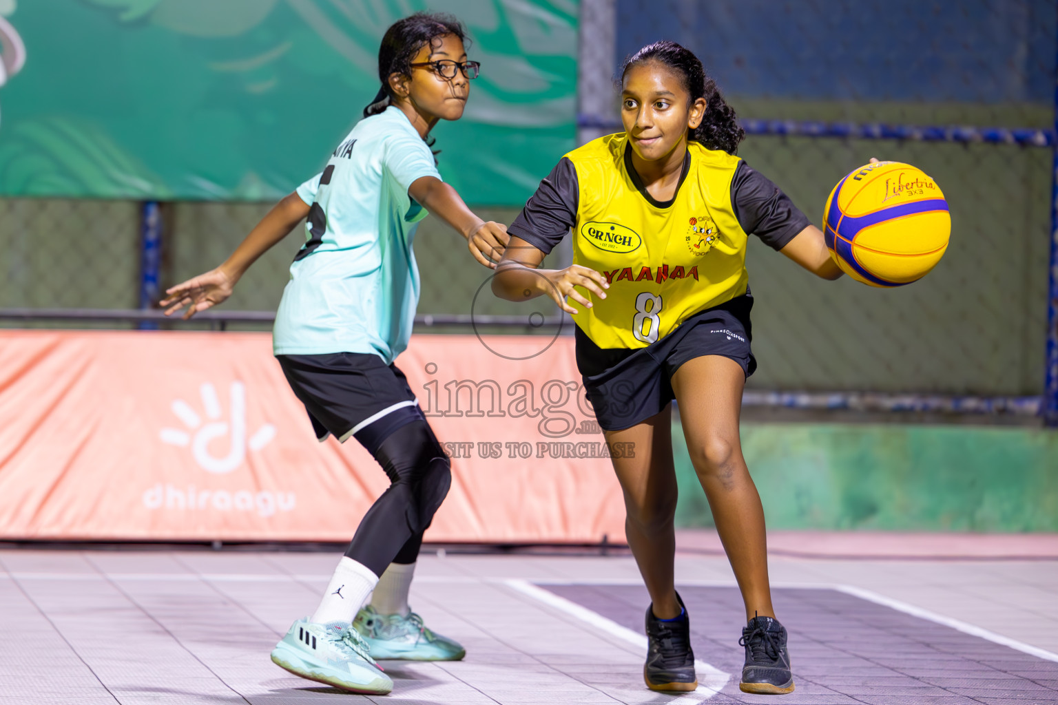 Day 3 of MILO Ramadan 3x3 Challenge 2024 was held in Ekuveni Outdoor Basketball Court at Male', Maldives on Thursday, 14th March 2024.
Photos: Ismail Thoriq / images.mv