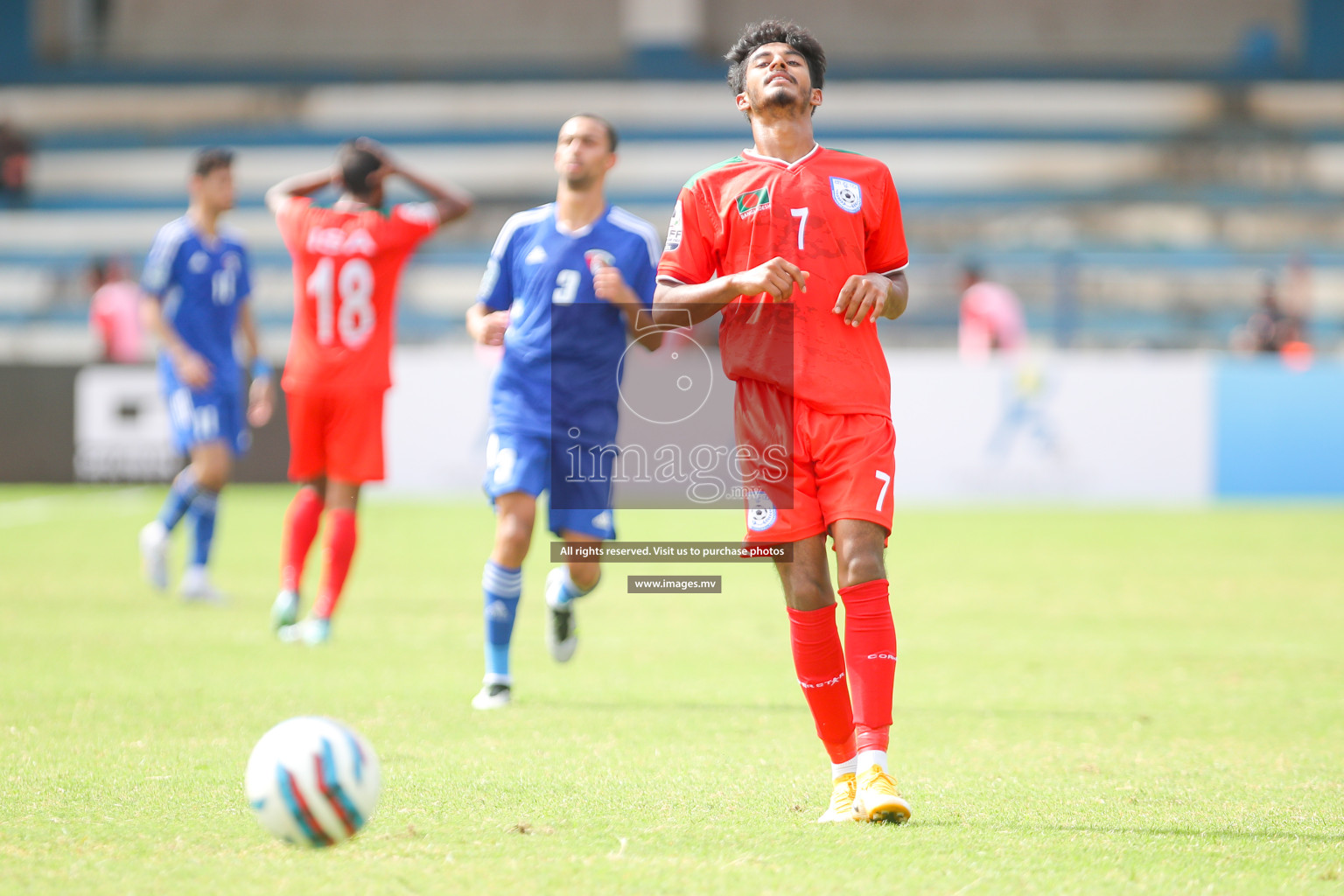 Kuwait vs Bangladesh in the Semi-final of SAFF Championship 2023 held in Sree Kanteerava Stadium, Bengaluru, India, on Saturday, 1st July 2023. Photos: Nausham Waheed, Hassan Simah / images.mv