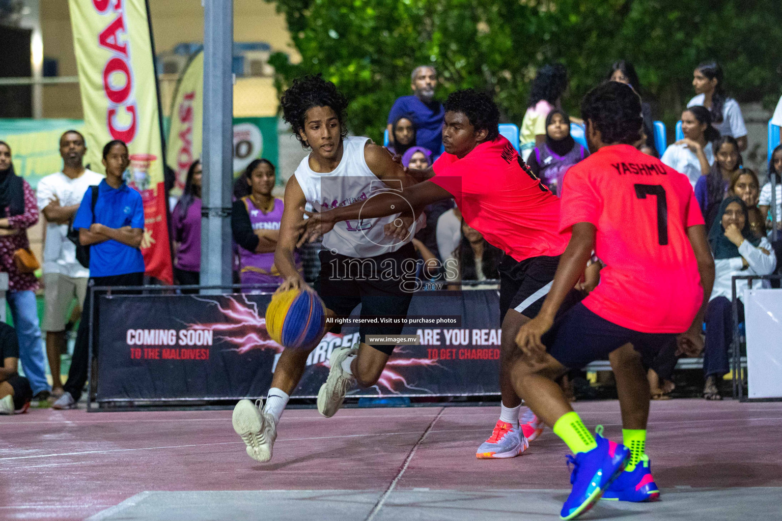 Finals of Slamdunk by Sosal u13, 15, 17 on 20th April 2023 held in Male'. Photos: Nausham Waheed / images.mv