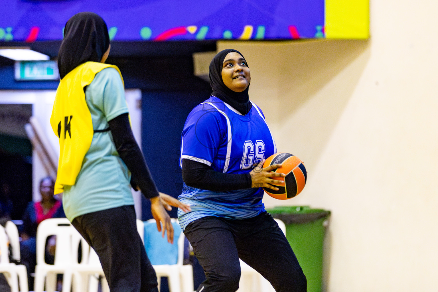 MV Netters vs Kulhudhuhfushi Youth & Recreation Club in Day 5 of 21st National Netball Tournament was held in Social Canter at Male', Maldives on Monday, 20th May 2024. Photos: Nausham Waheed / images.mv