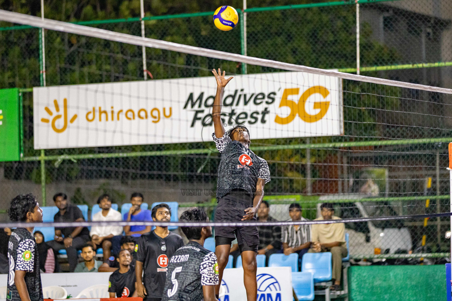 Maathoda Sports Club vs Goodies Sports Club in Milo National Junior Volleyball Championship 2025 Day 2 was held on Sunday, 23rd November 2025 at Ekuveni Turf Court Male', Maldives. Photos: Areef Adam / images.mv